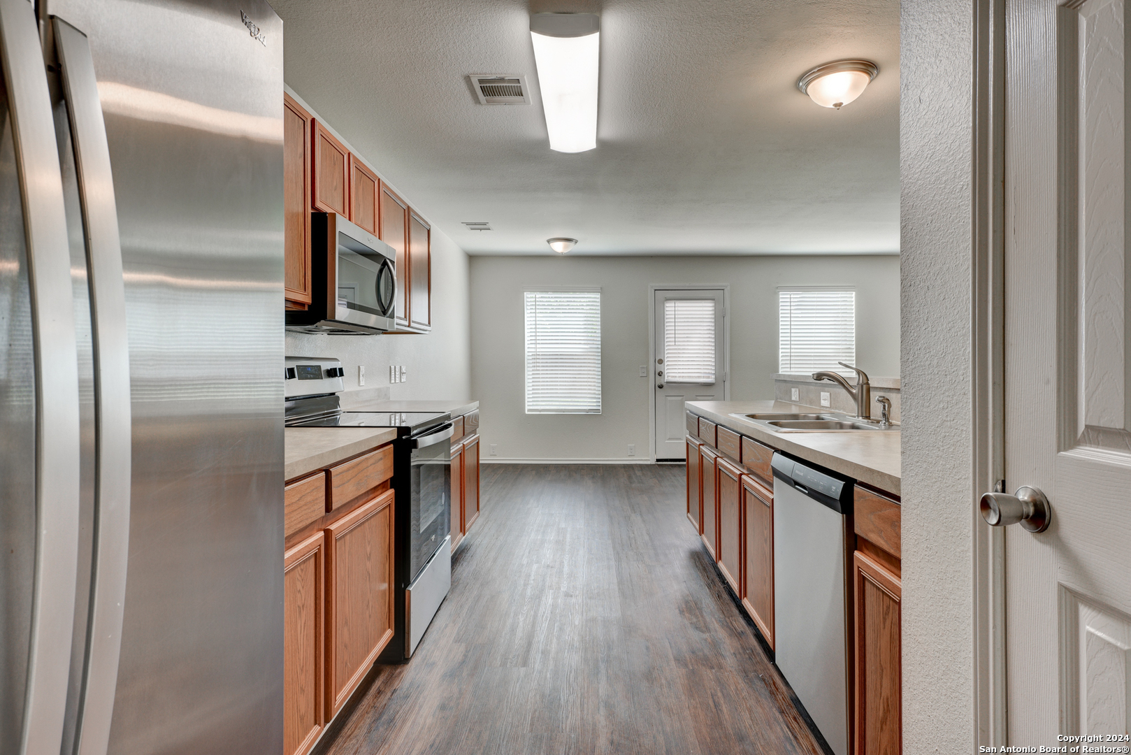 5113 BROOKLINE