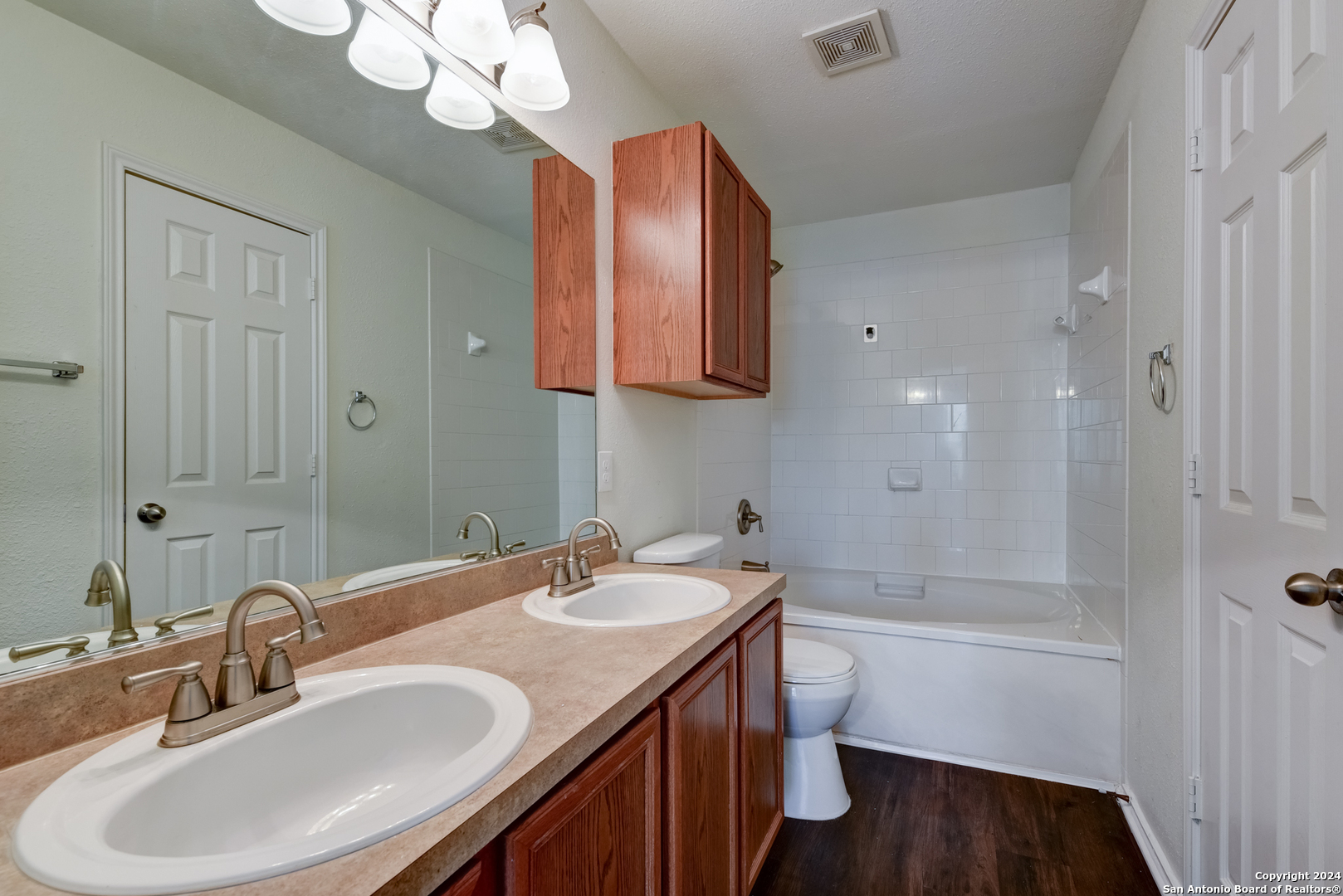 5113 BROOKLINE