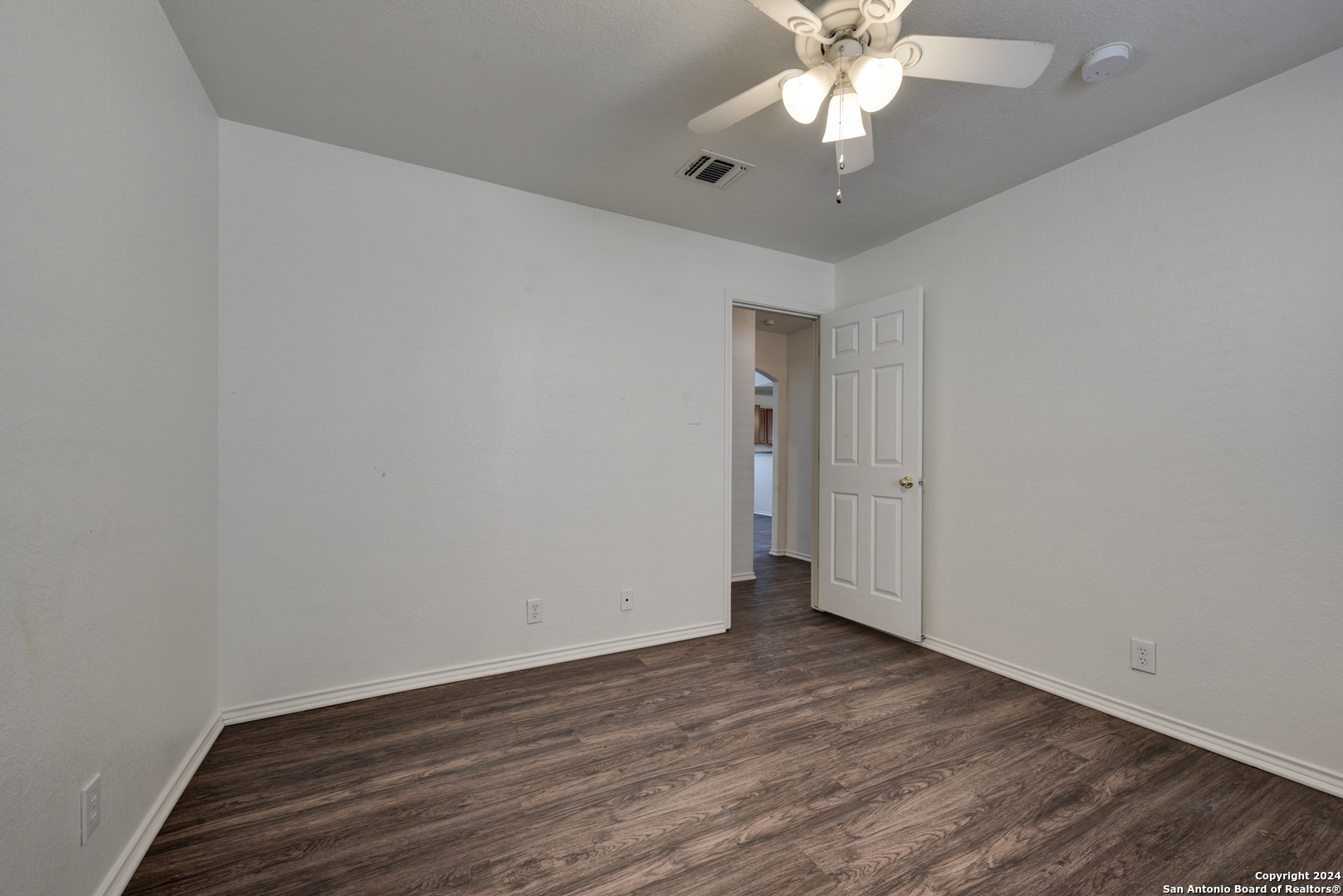 3432 WHISPER BLUFF