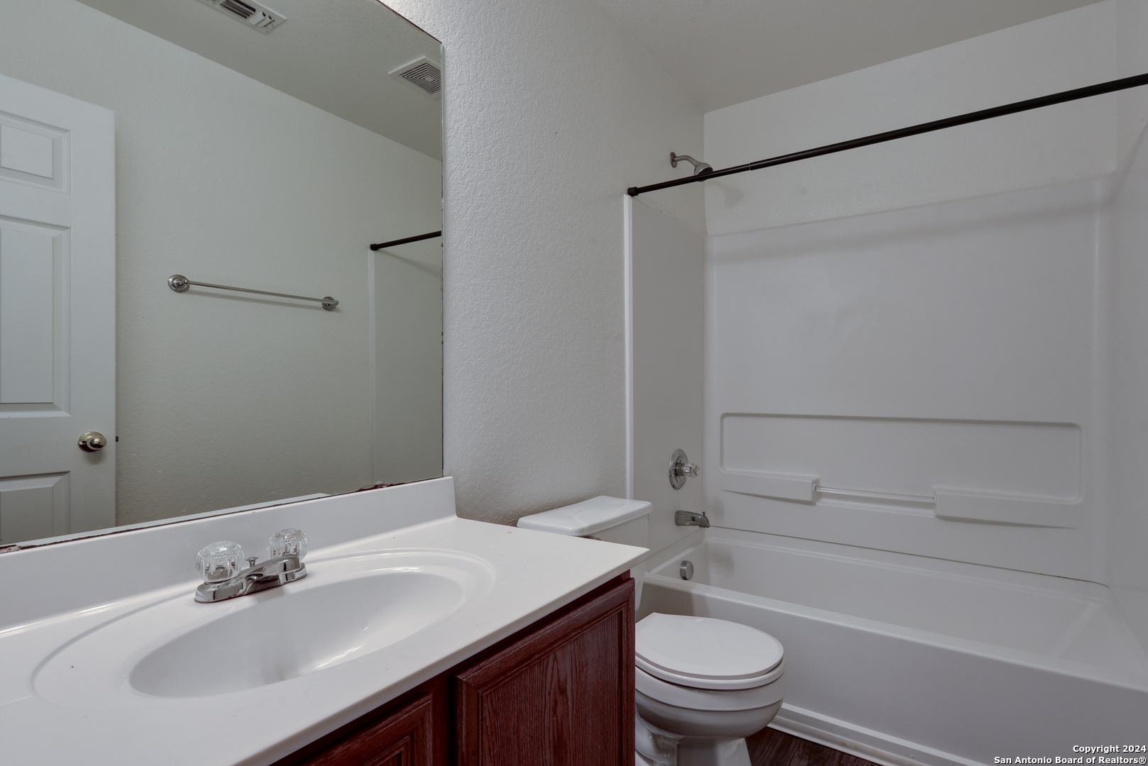 3432 WHISPER BLUFF