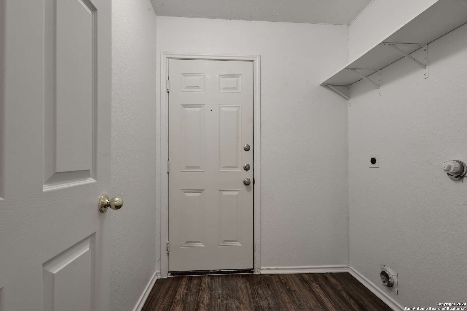 3432 WHISPER BLUFF