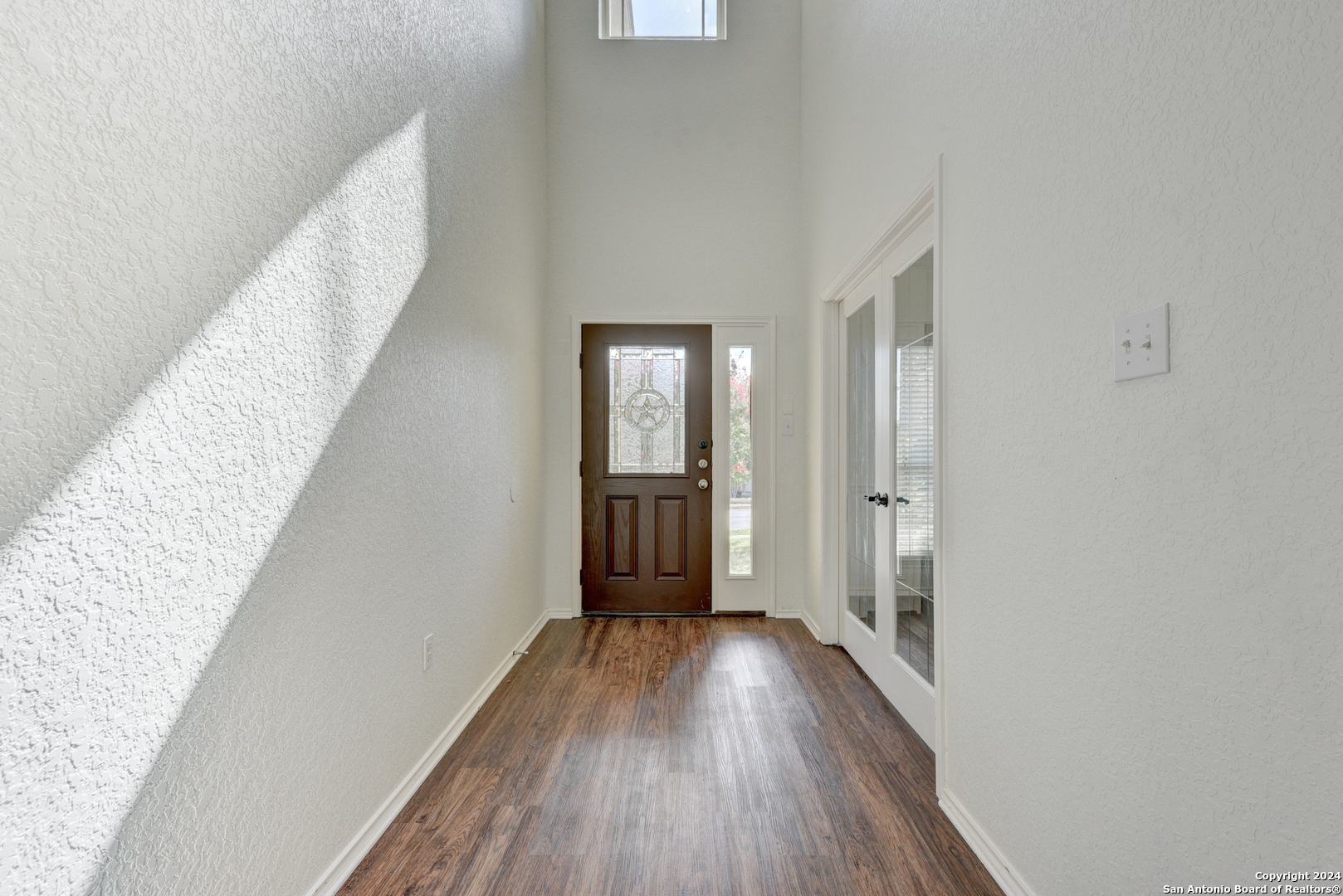 8410 APACHE BEND