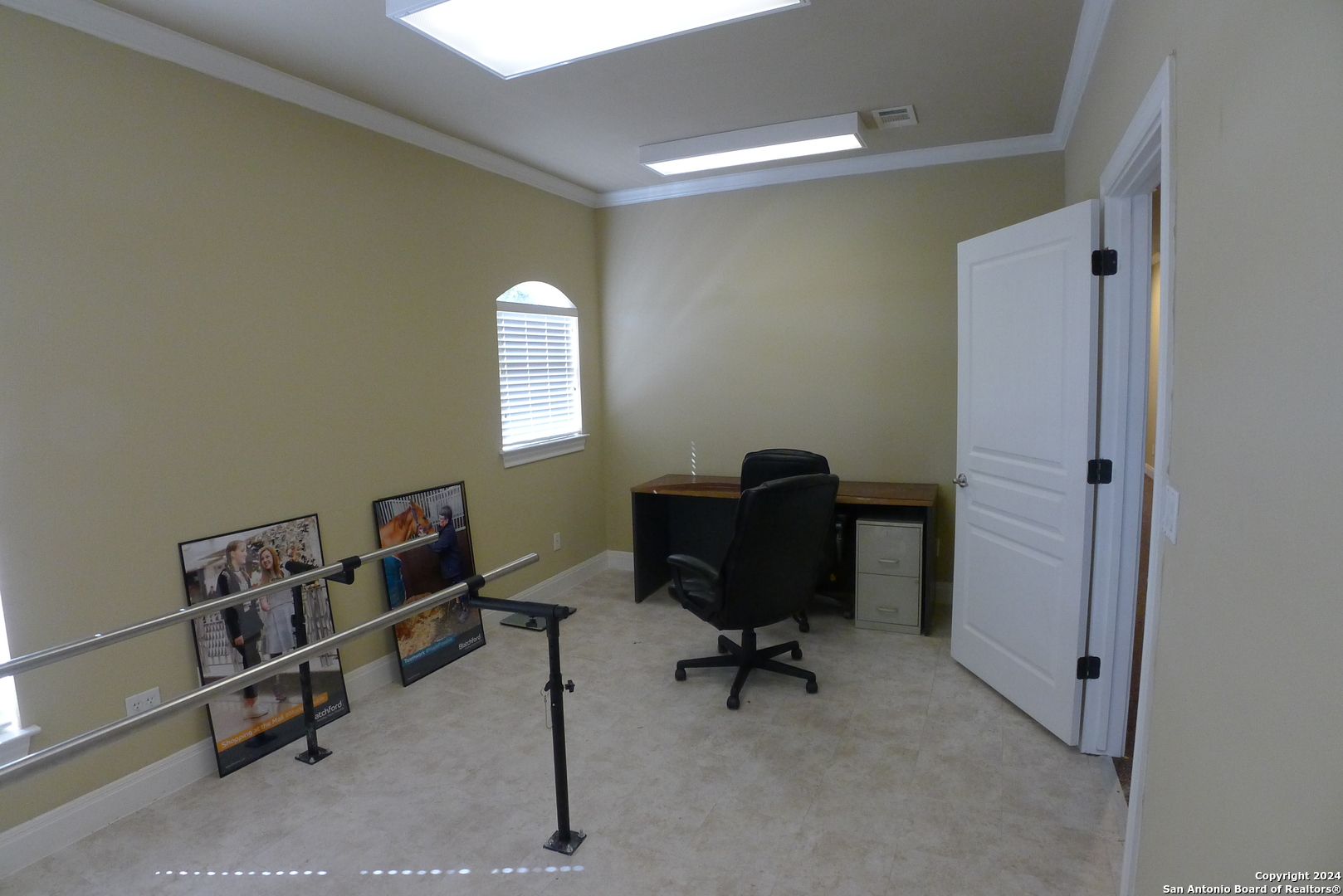 1619 E COMMON ST Unit: 1004