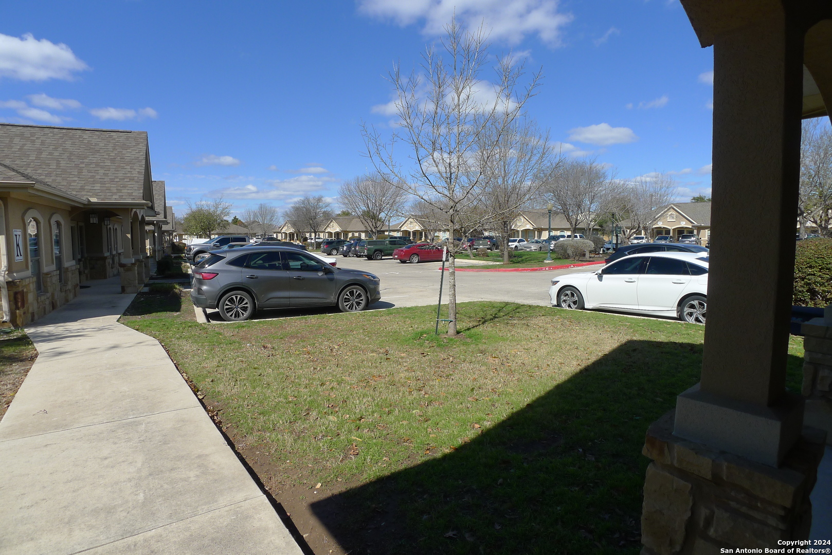 1619 E COMMON ST Unit: 1004