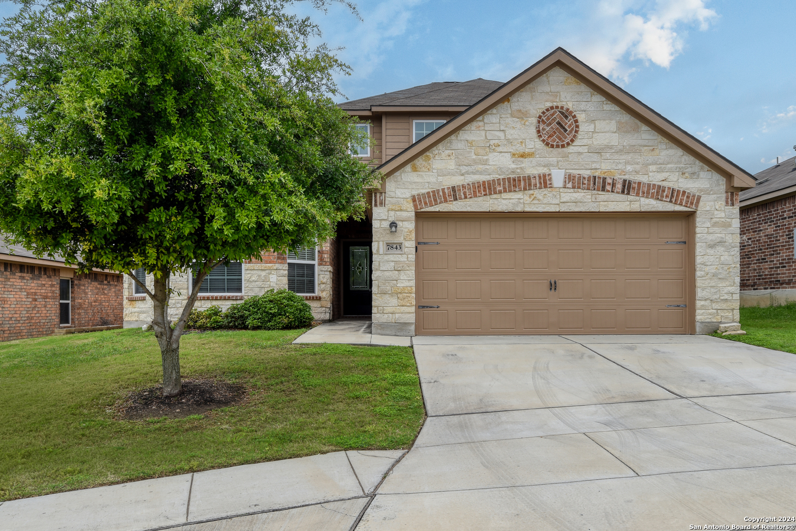 7843 CREEKSHORE CV