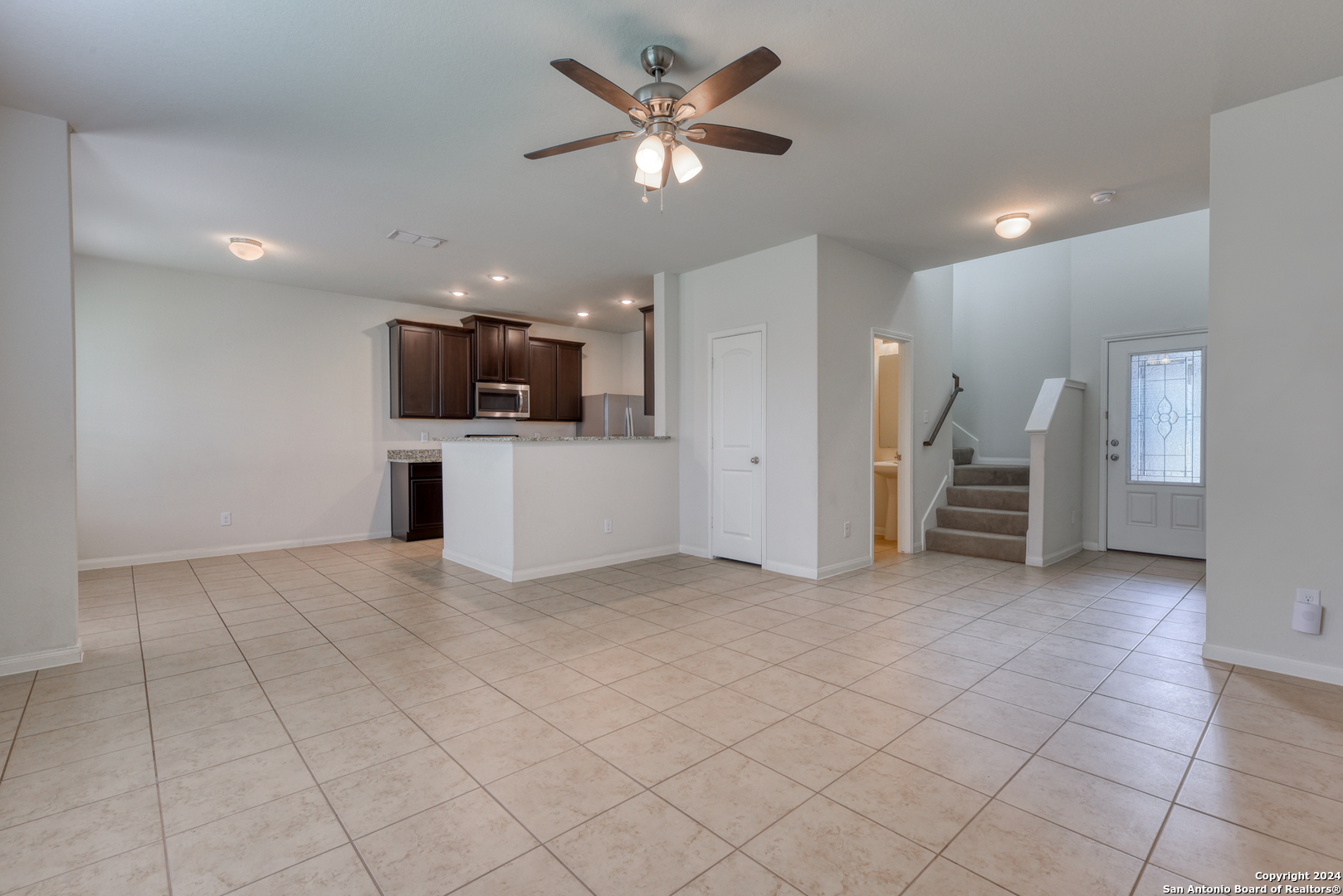 7843 CREEKSHORE CV