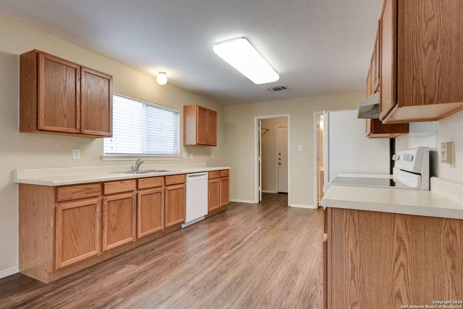 731 CARAVEL ST