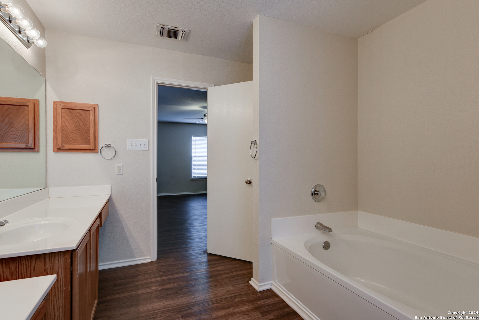 731 CARAVEL ST