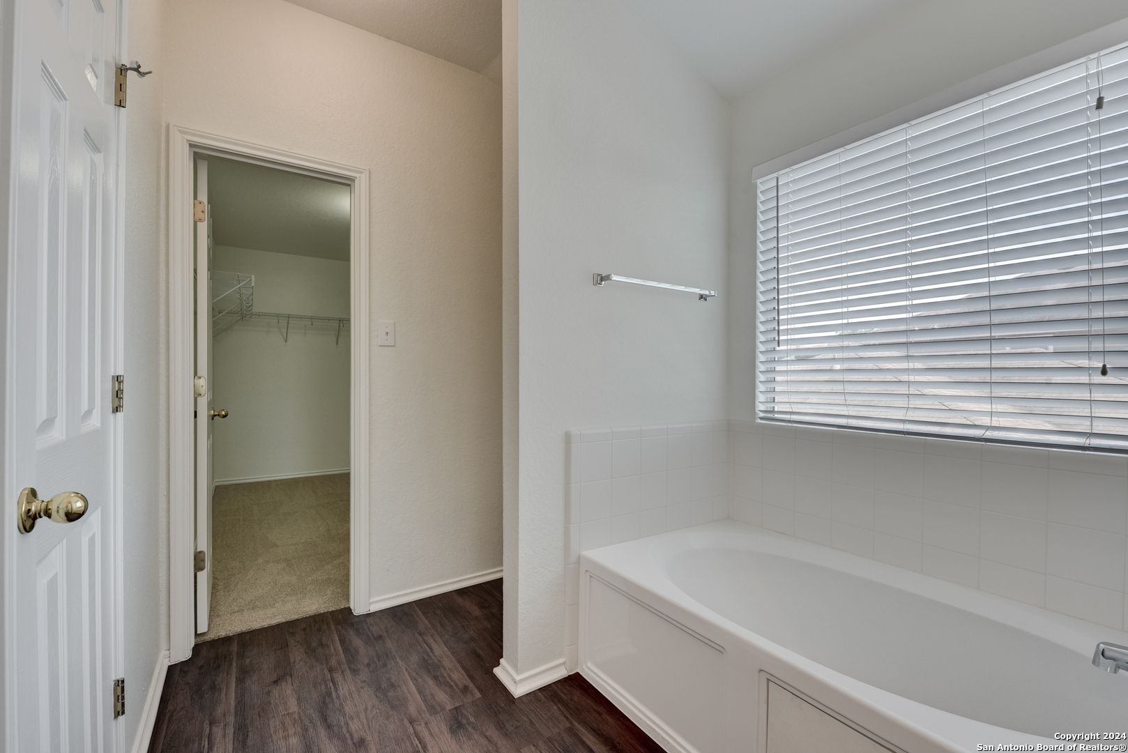 1014 SCAUP CT
