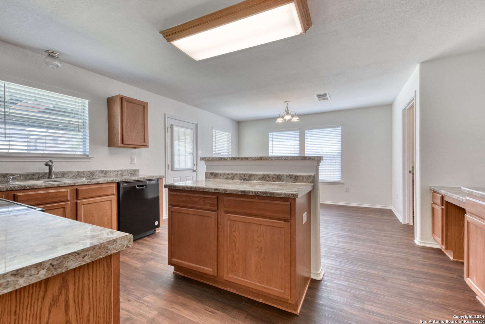 1014 SCAUP CT