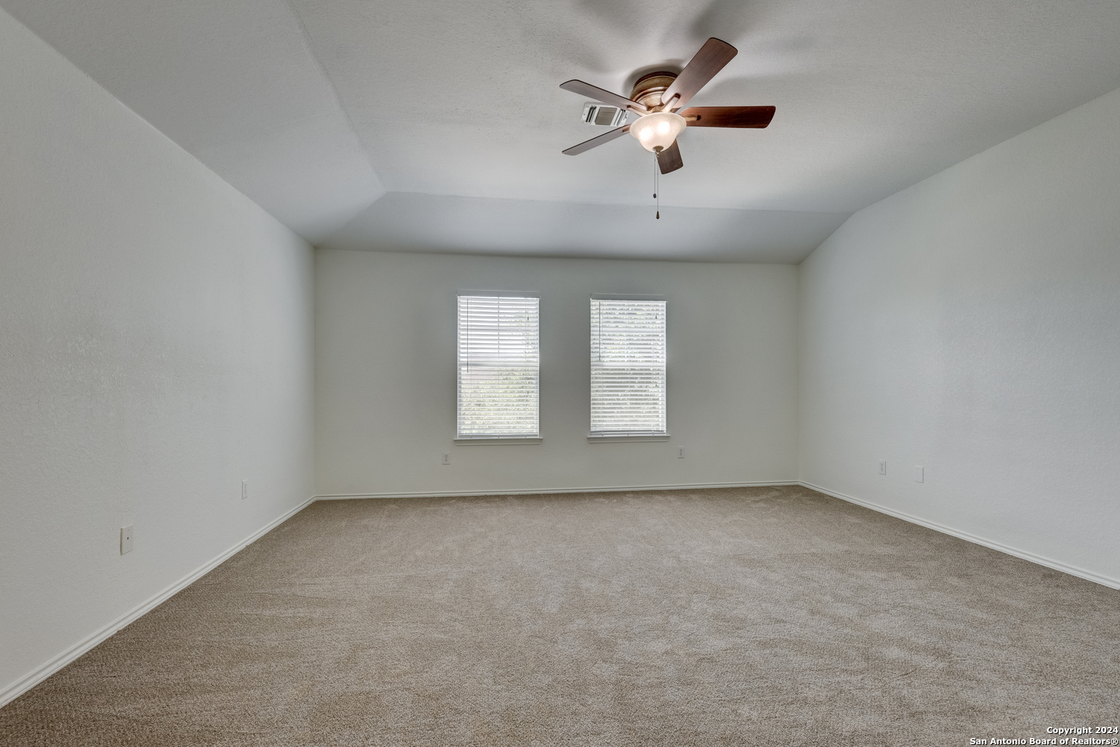 1014 SCAUP CT
