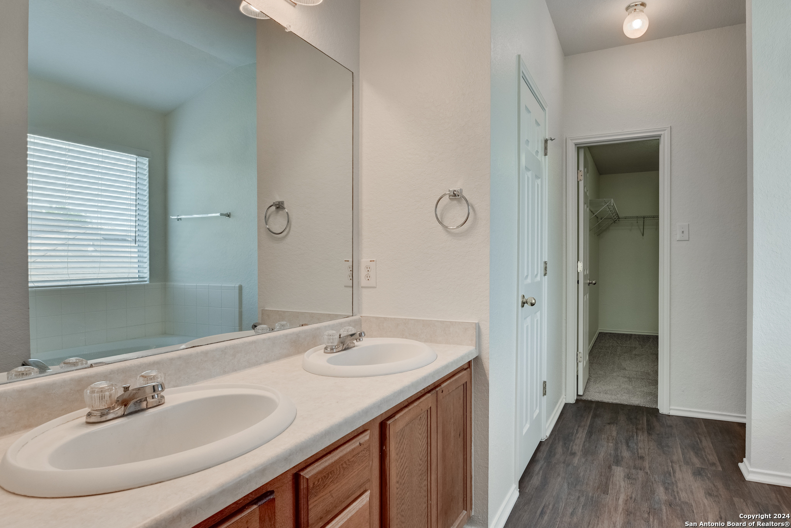 1014 SCAUP CT