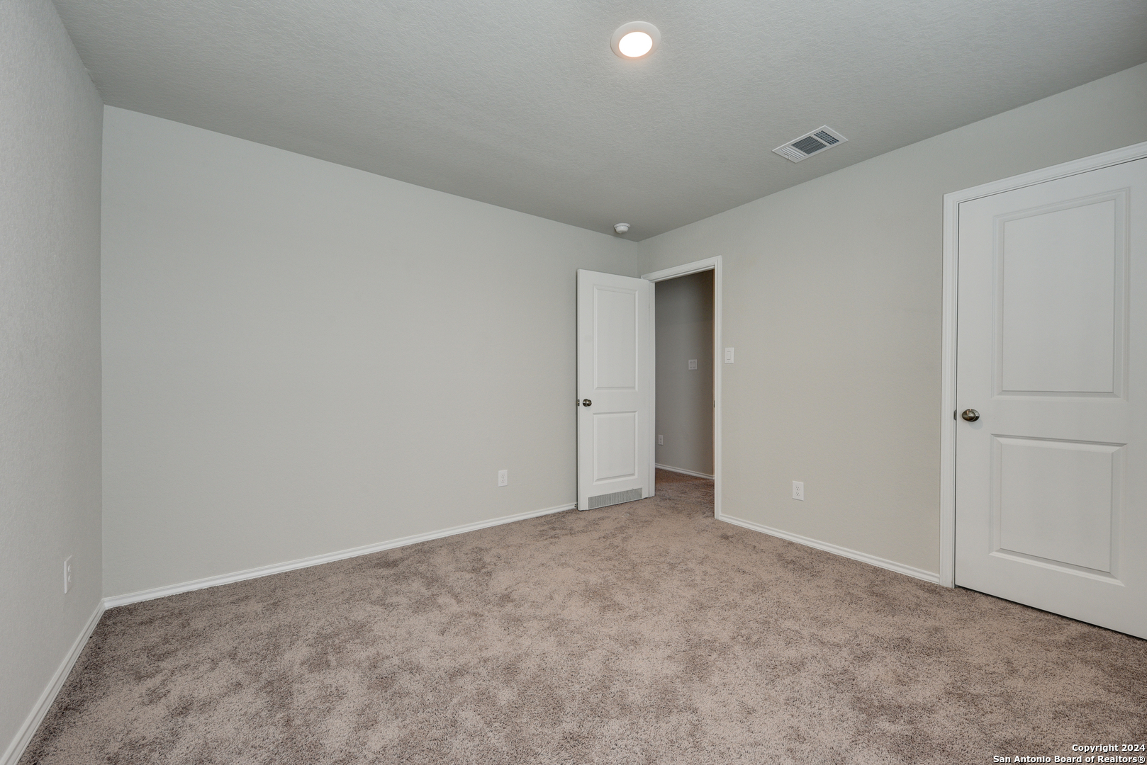 10546 VARMUS DR