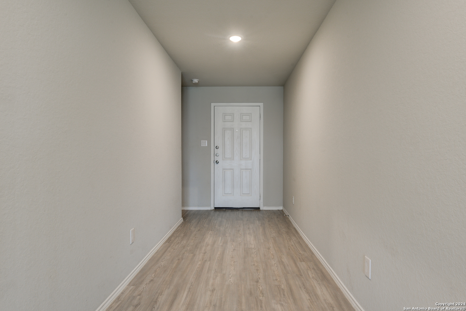 10546 VARMUS DR