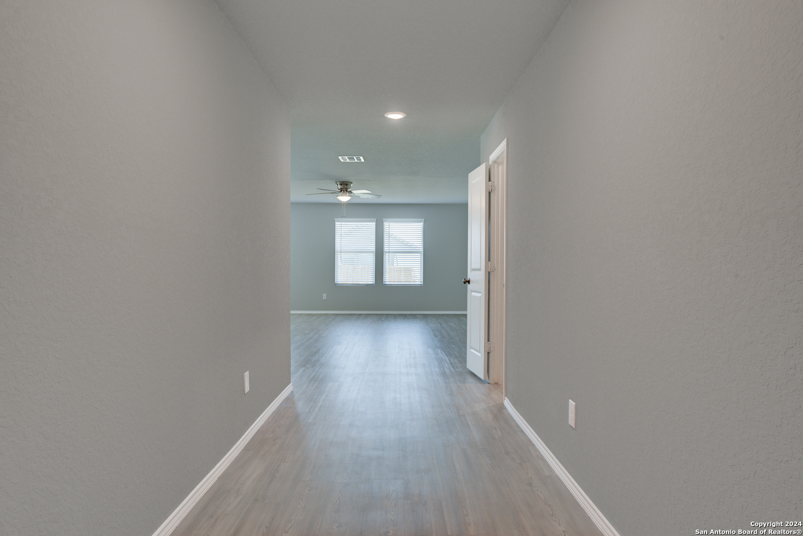 10546 VARMUS DR