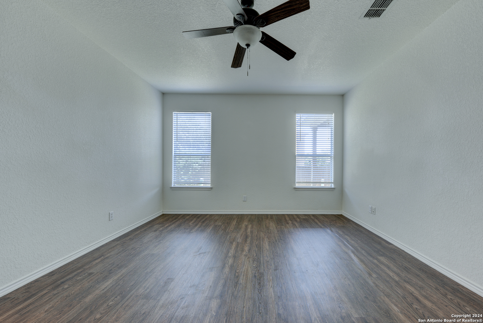 12107 DAWSON CIR