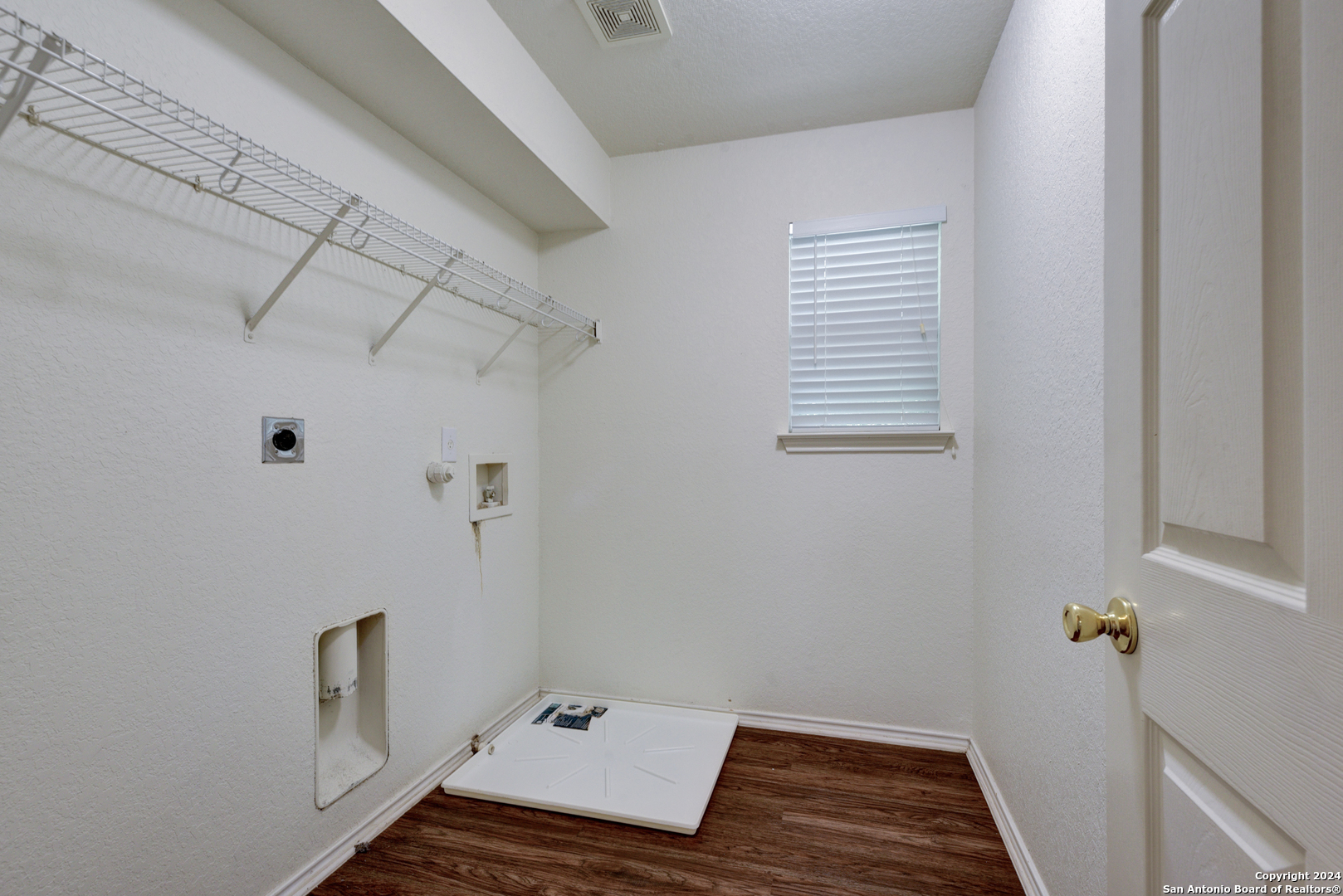 12107 DAWSON CIR
