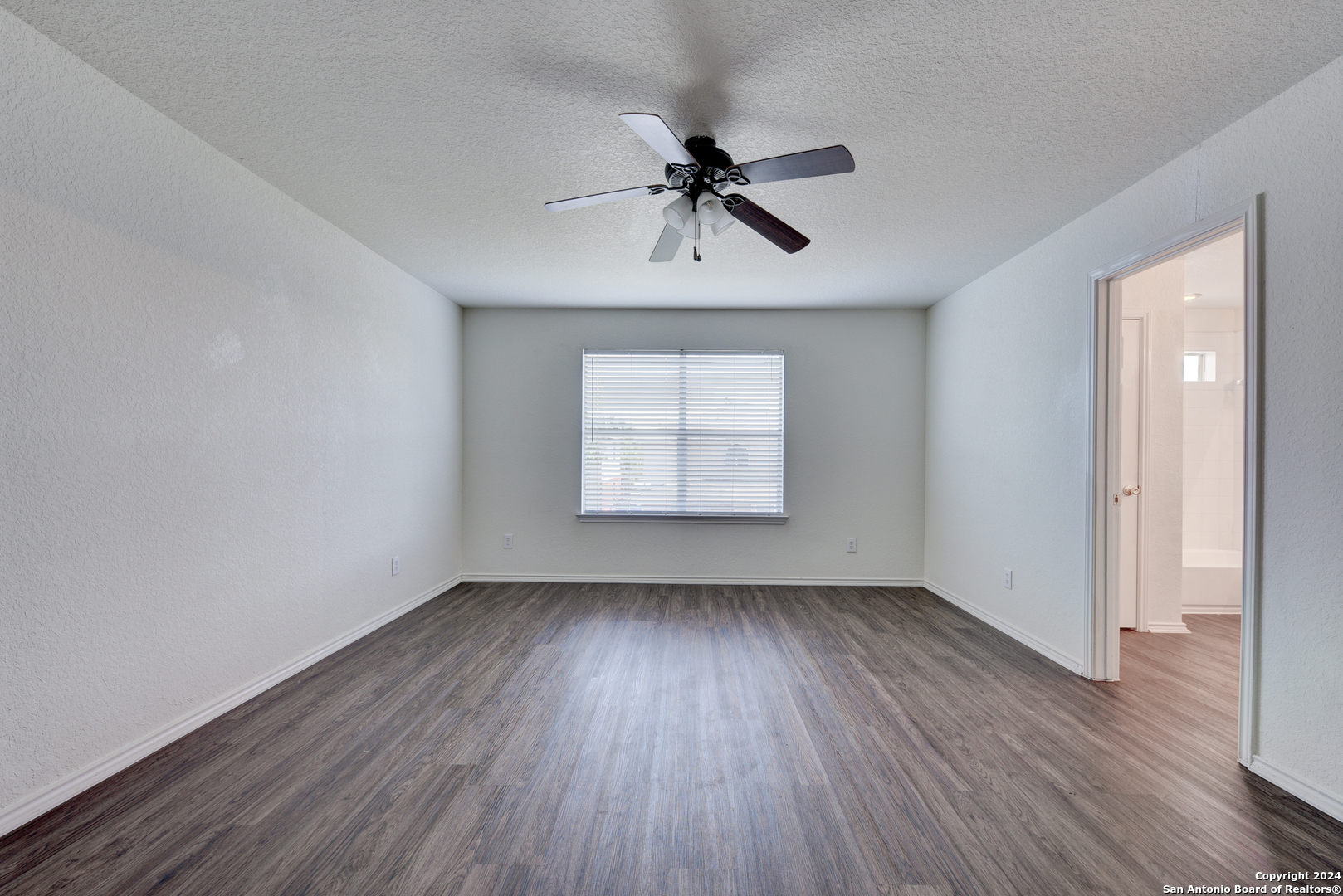 12107 DAWSON CIR