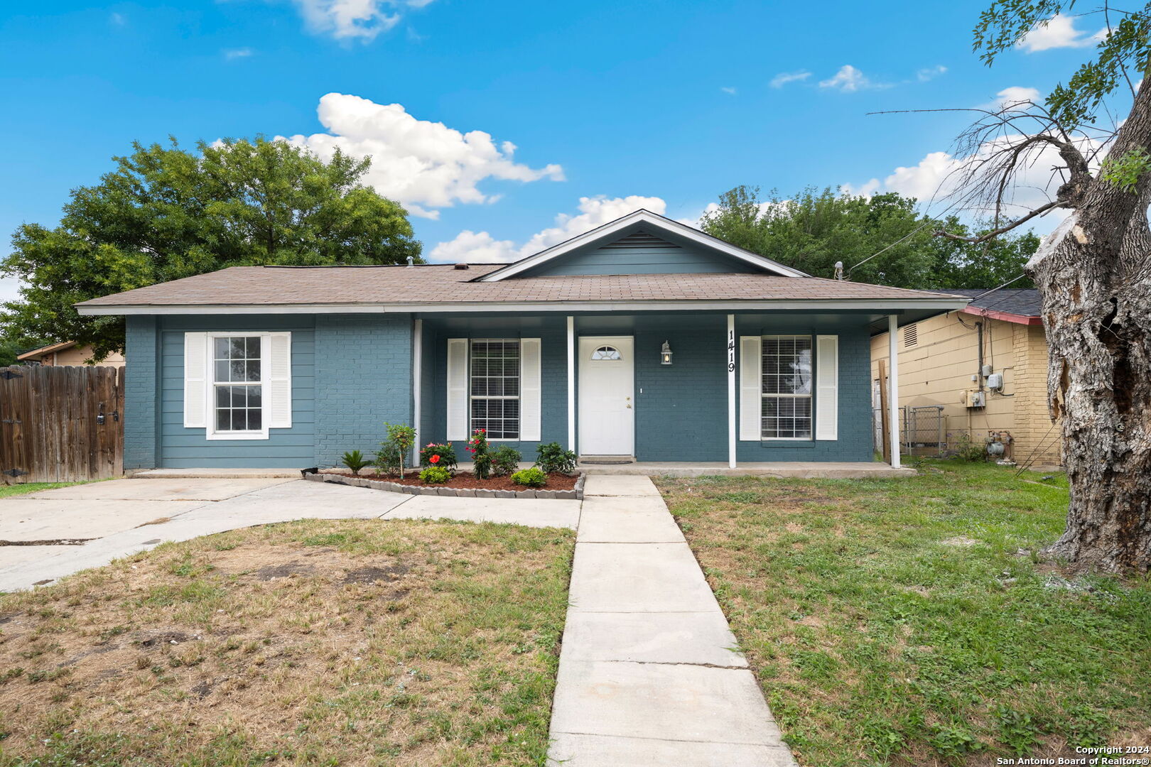 1419 BEVERLY ANN ST