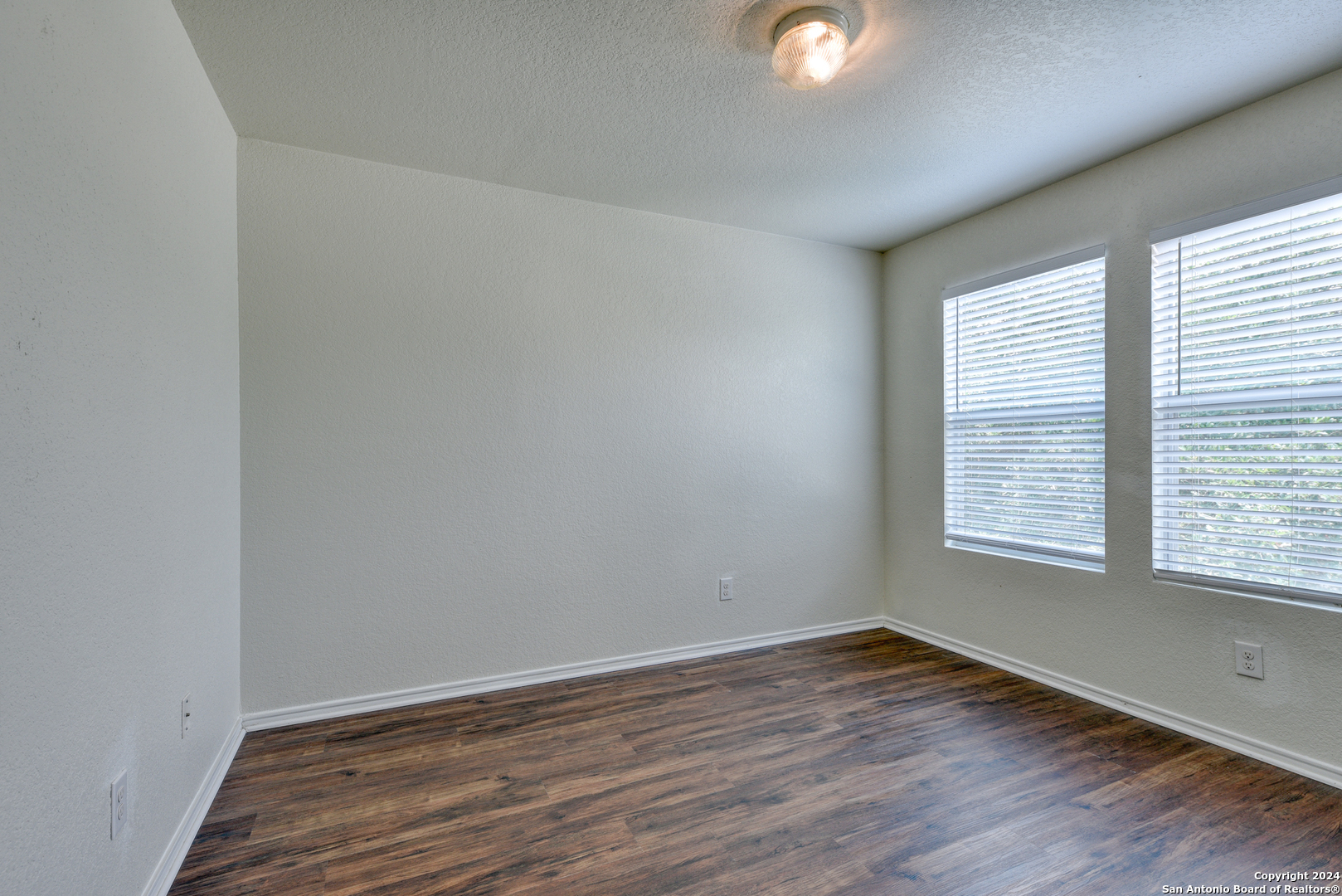 4507 WALDON POND
