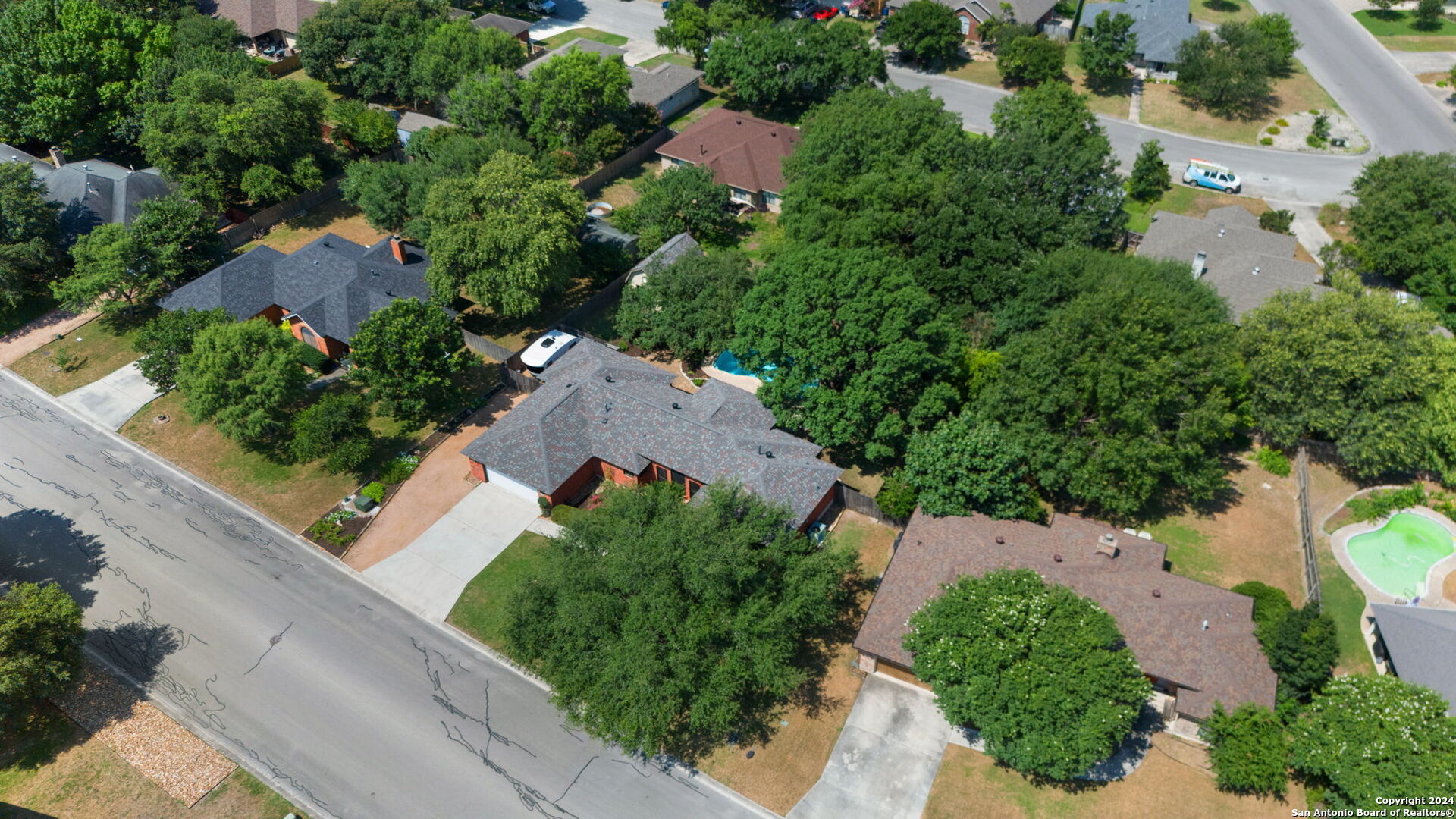 1830 PALACE DR