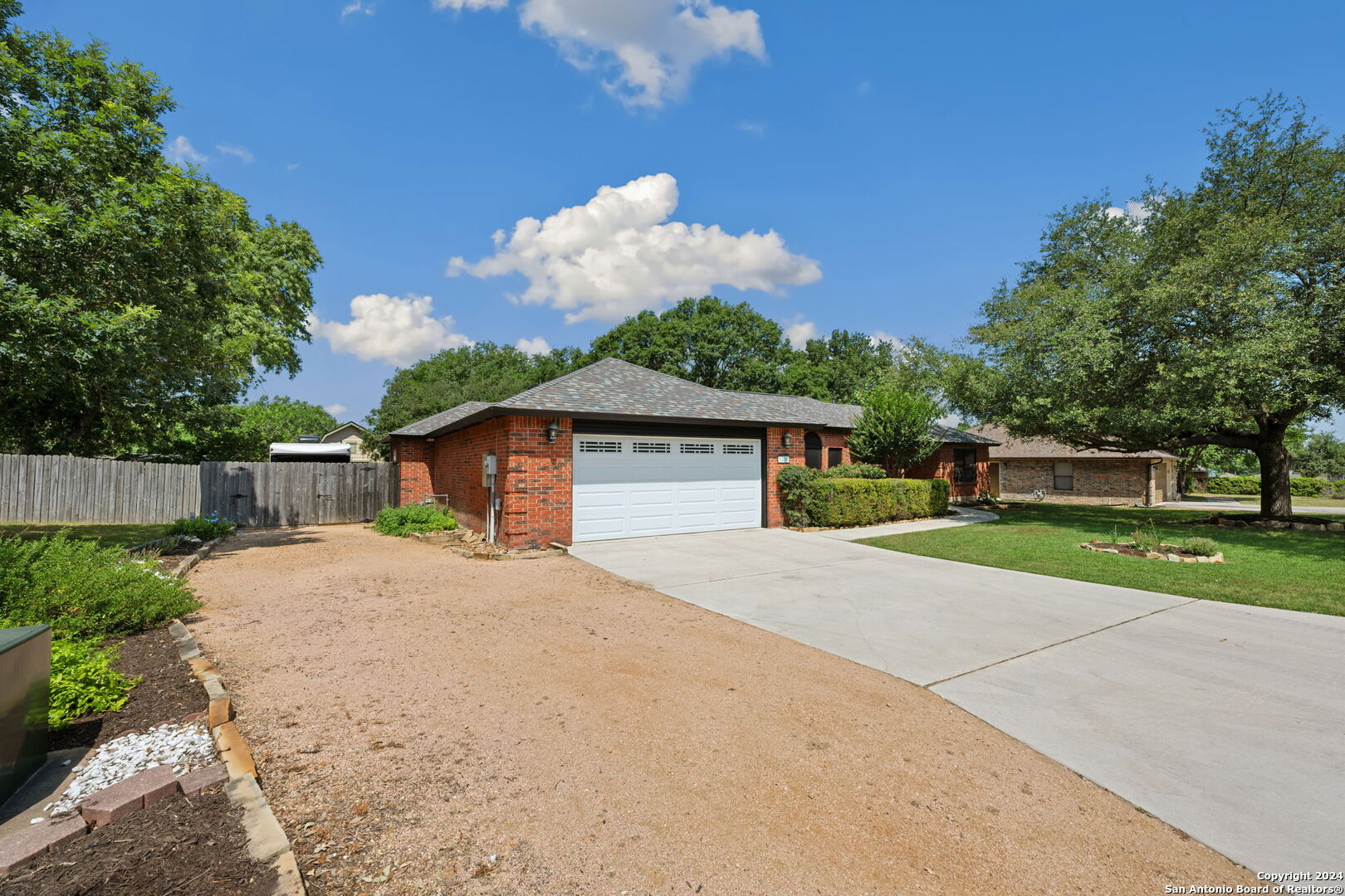 1830 PALACE DR