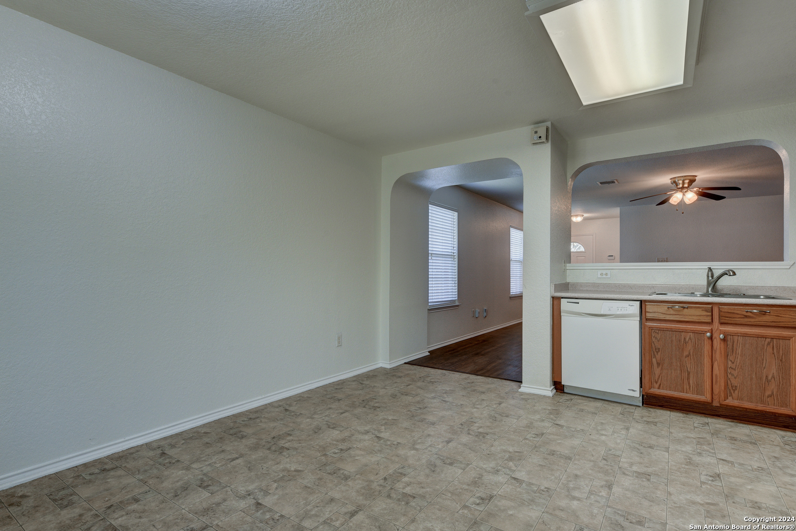 4931 MUDDY BAY