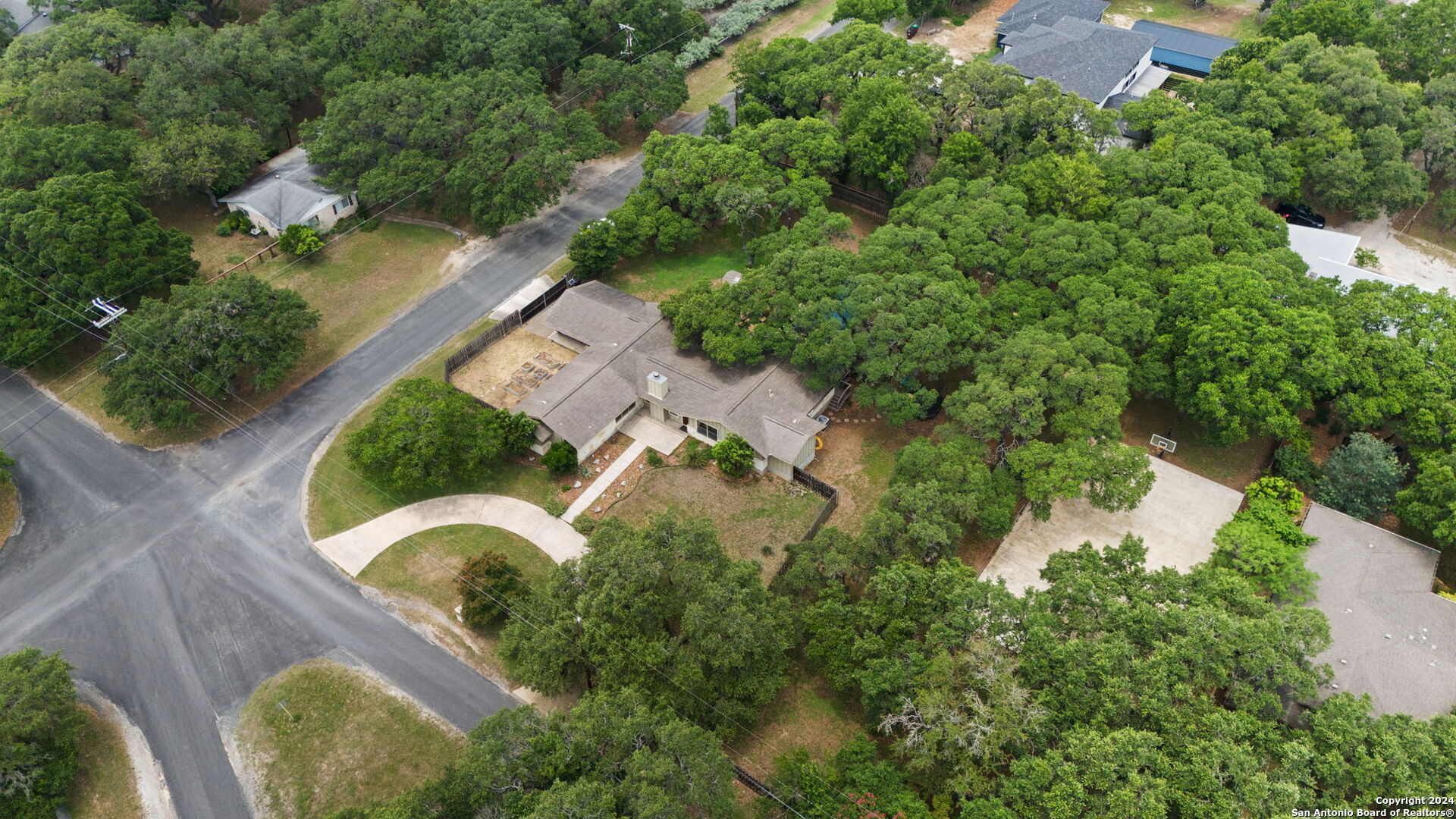 8501 INDIAN HILLS LN