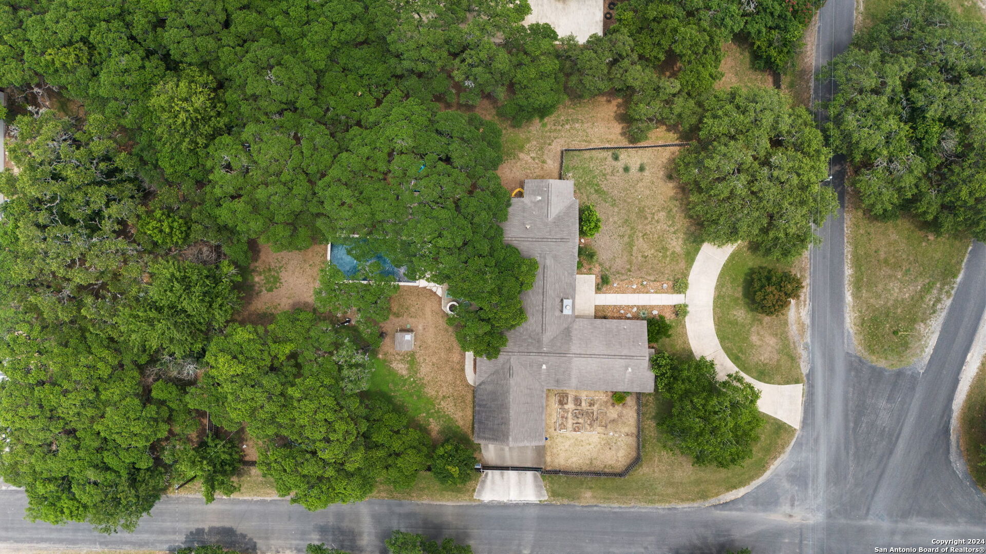 8501 INDIAN HILLS LN