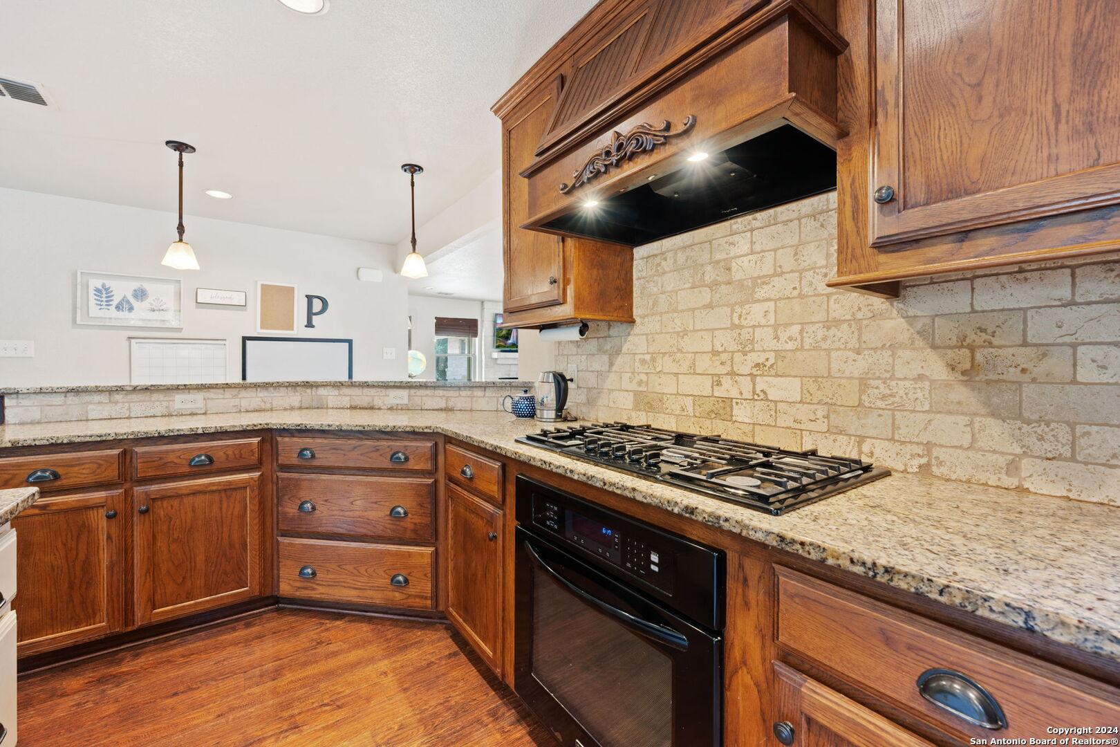 8501 INDIAN HILLS LN