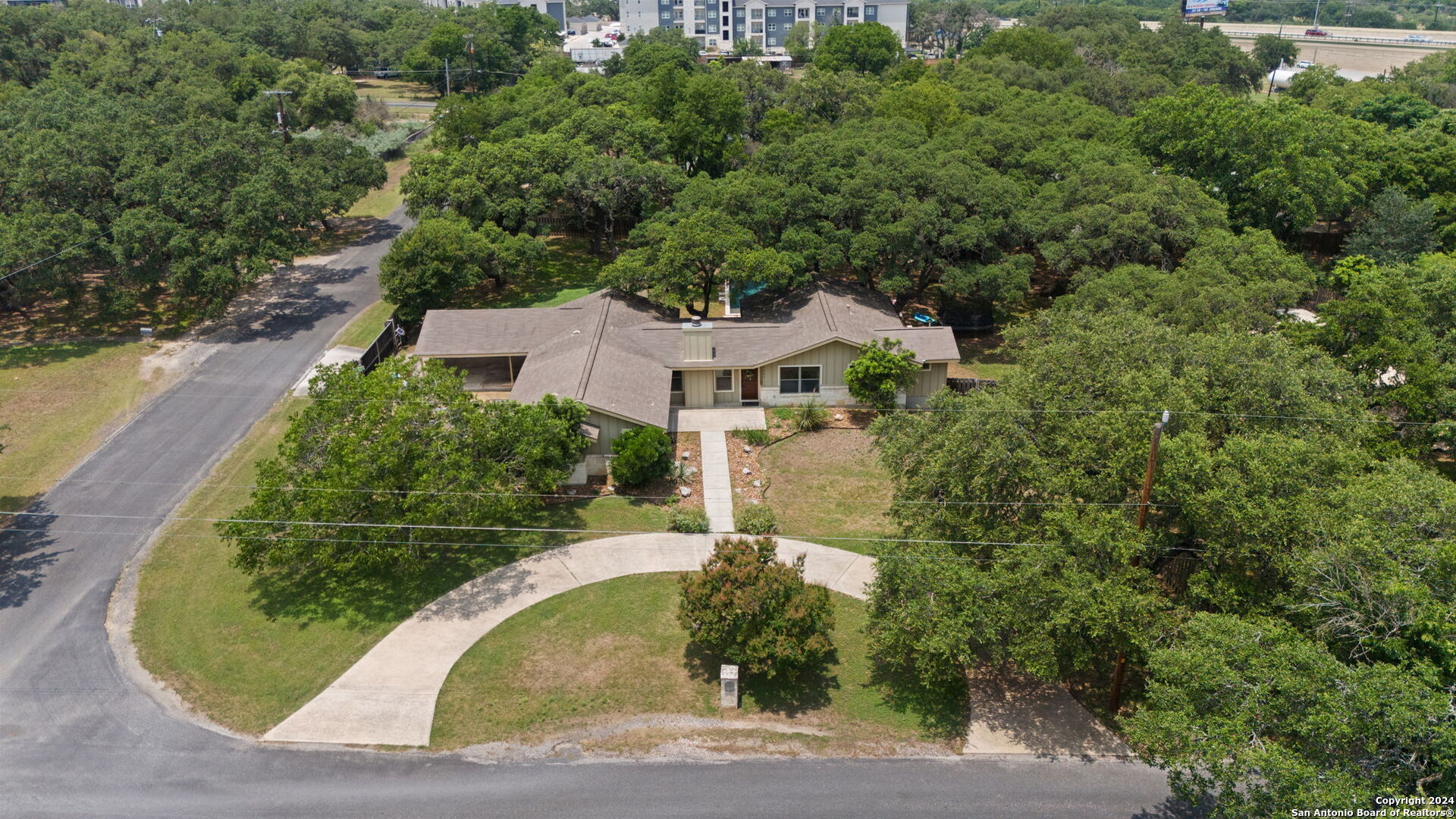8501 INDIAN HILLS LN