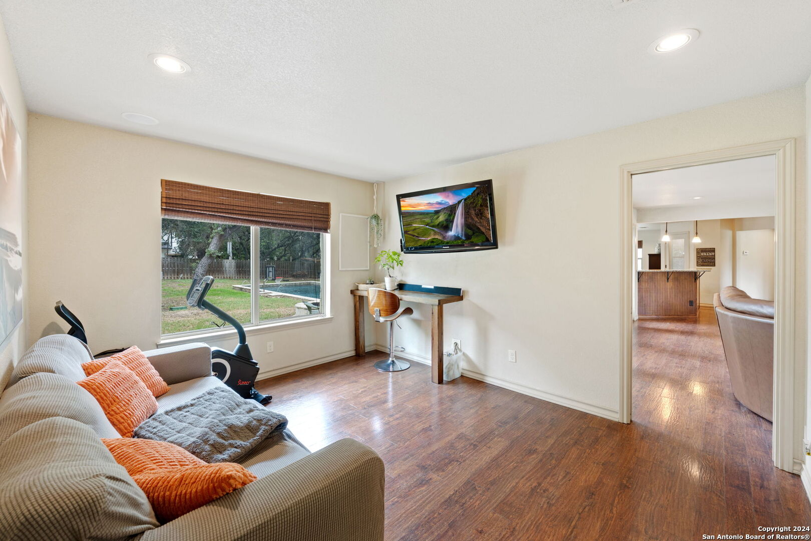 8501 INDIAN HILLS LN
