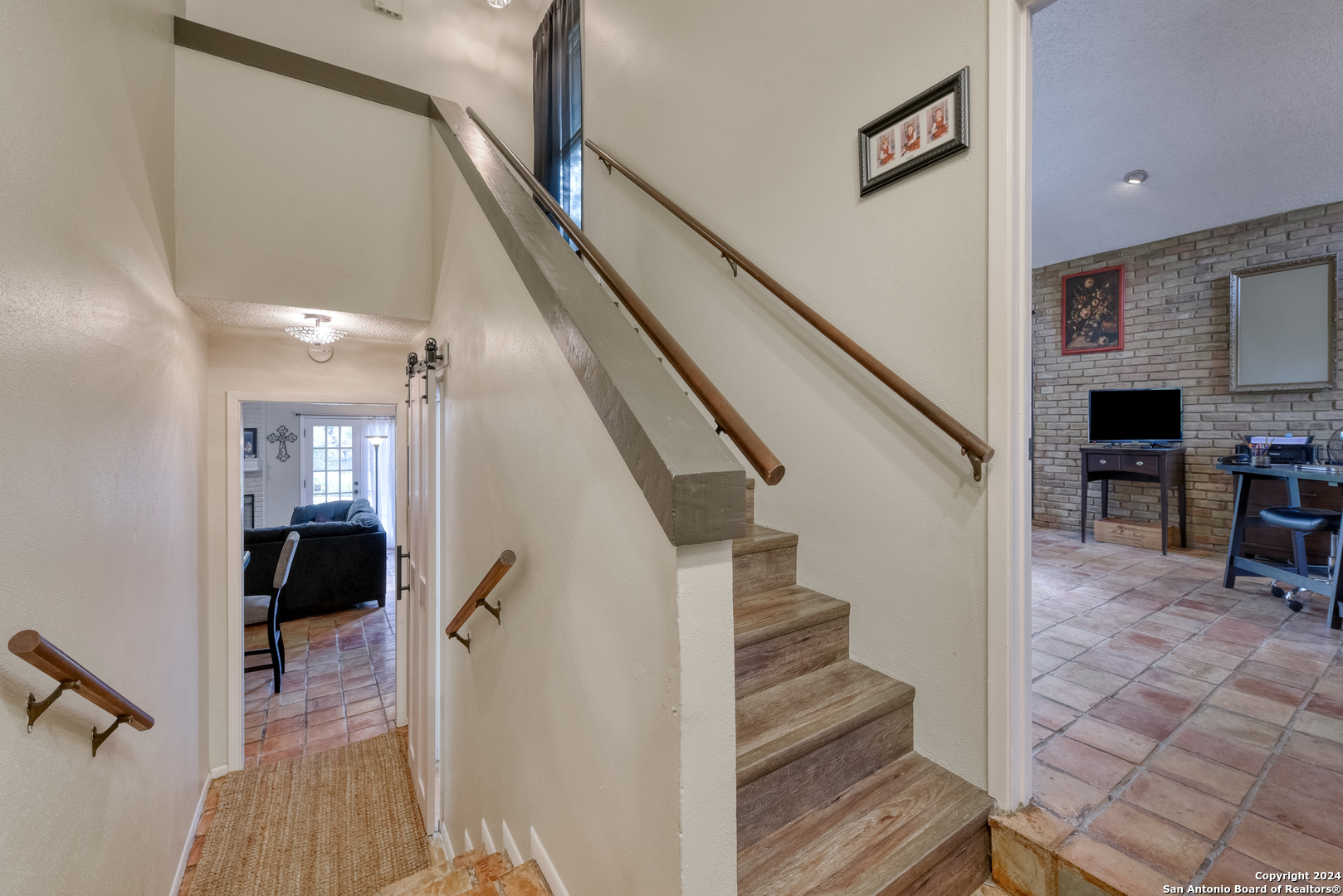 3034 CLEARFIELD DR