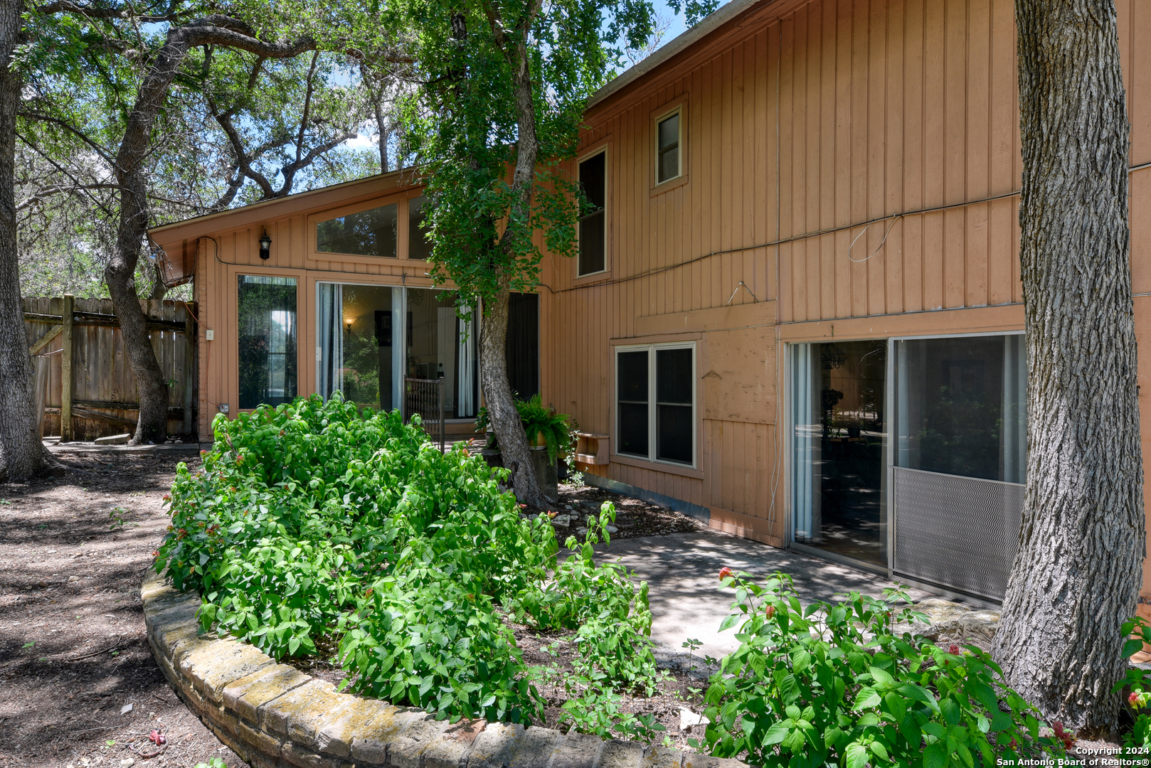 3034 CLEARFIELD DR
