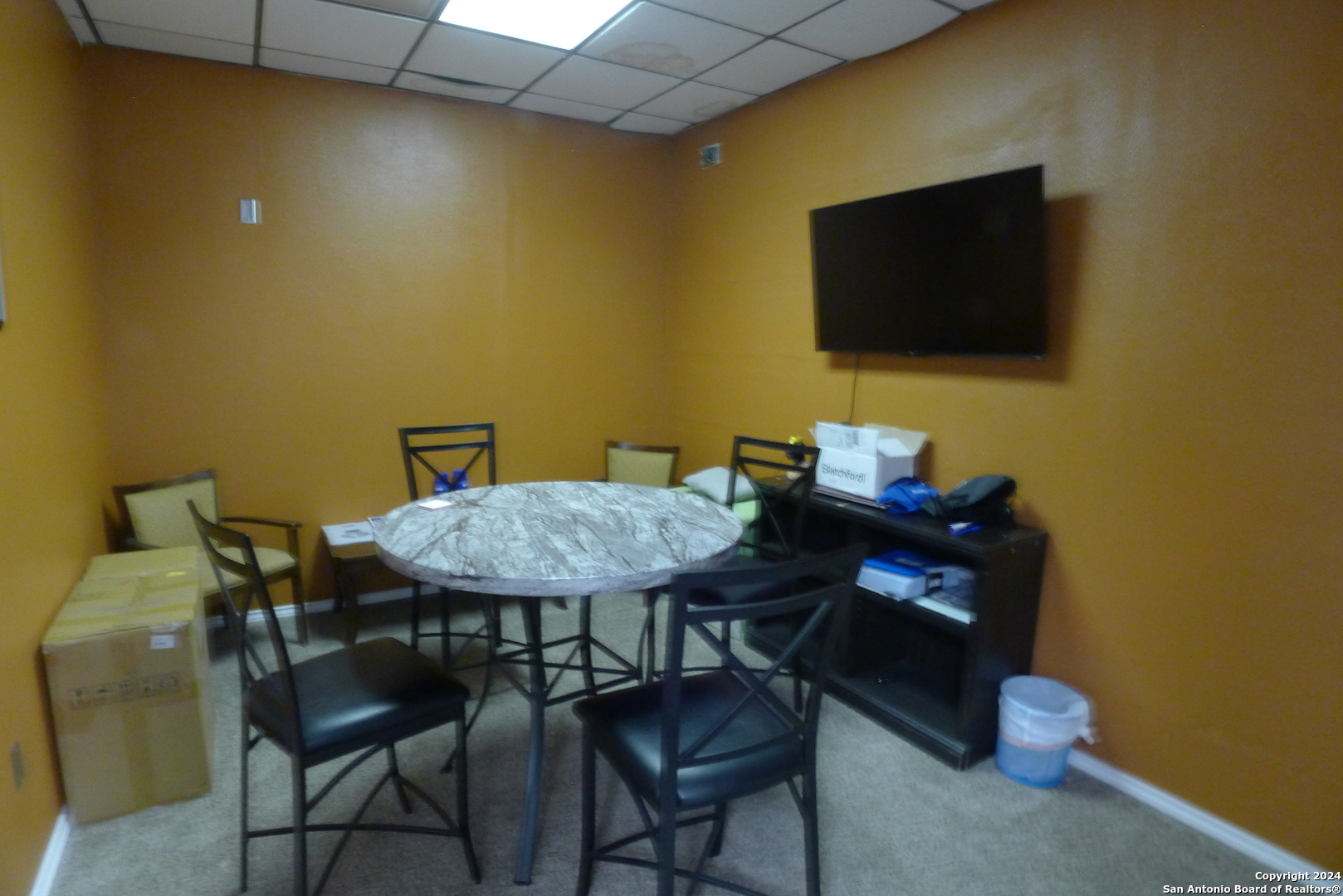 4045 E SOUTHCROSS BLVD