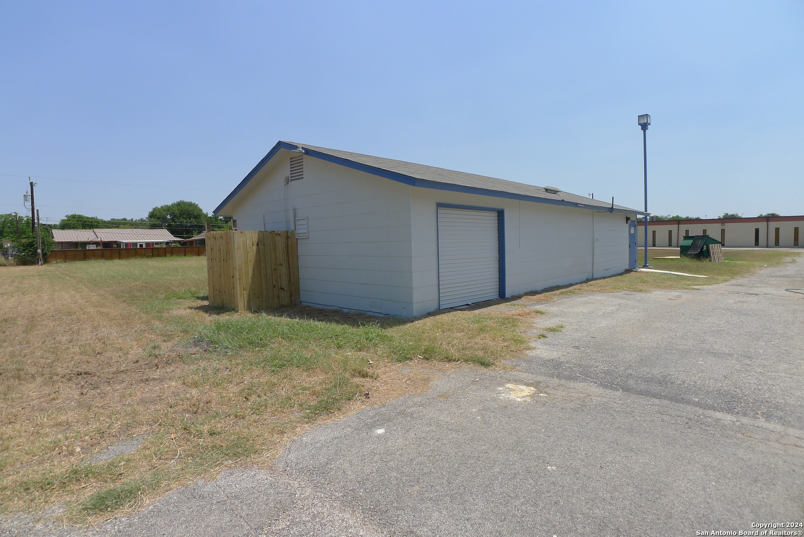 4045 E SOUTHCROSS BLVD