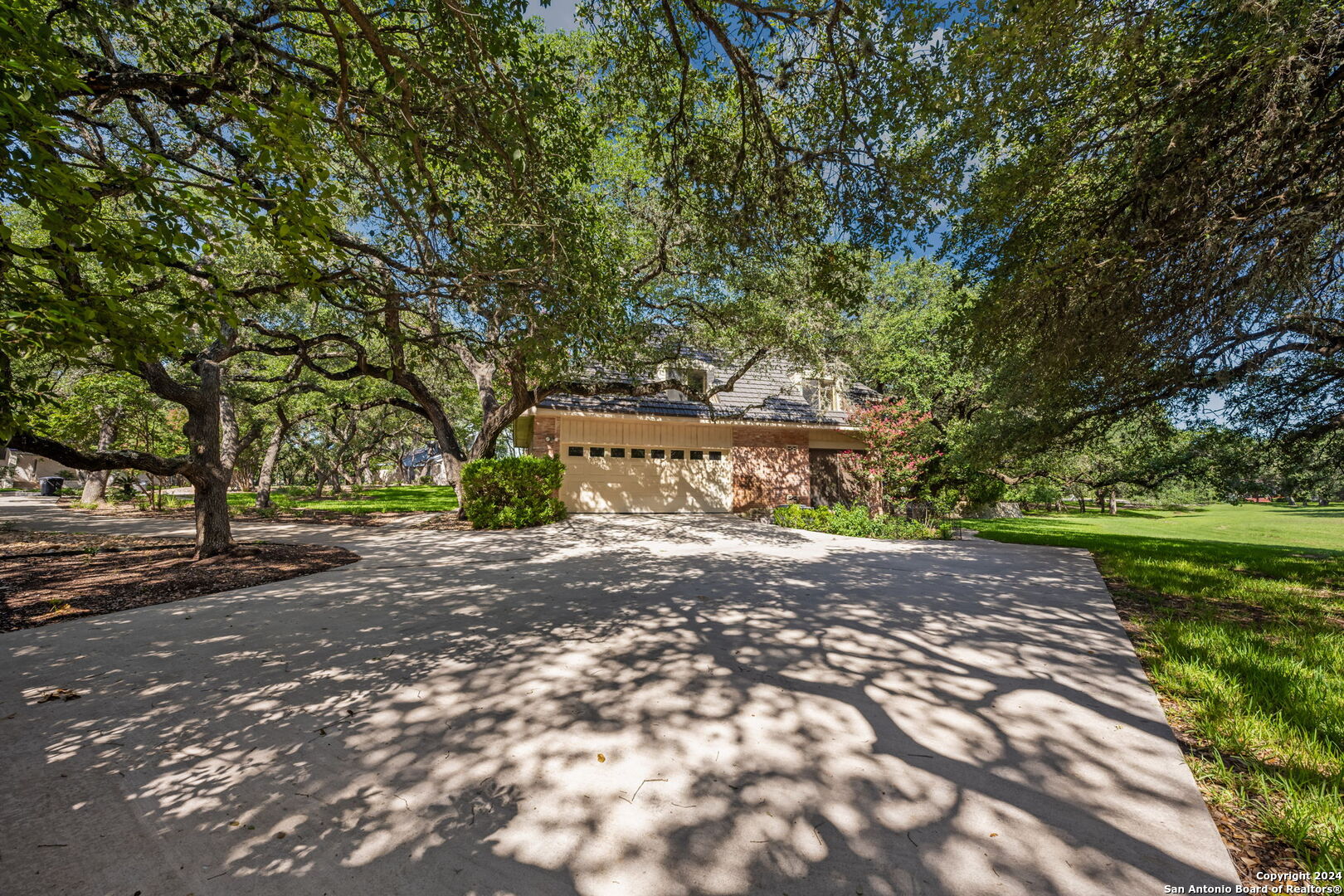 12626 STONEHENGE DR