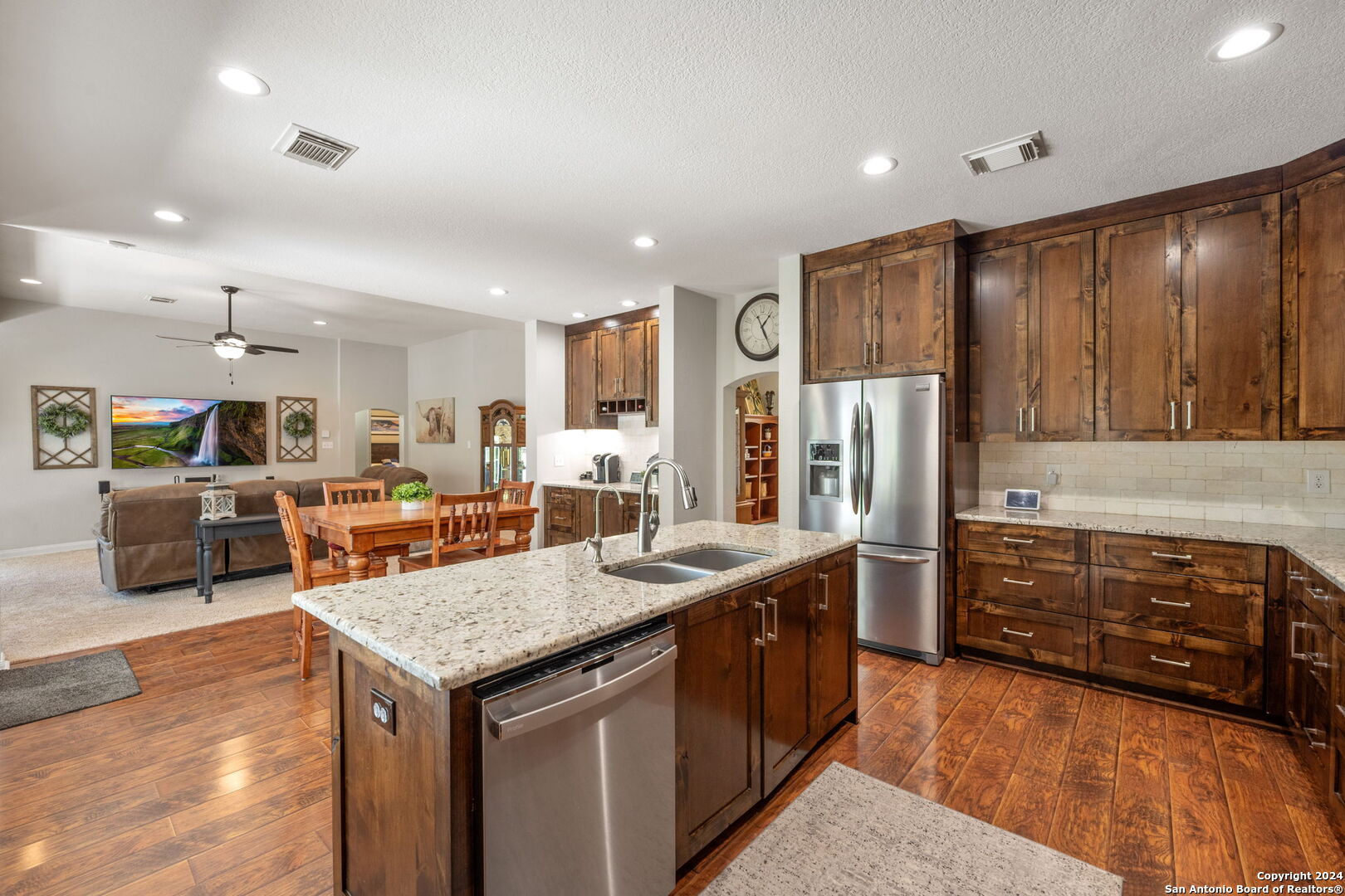 1236 Laurel Creek