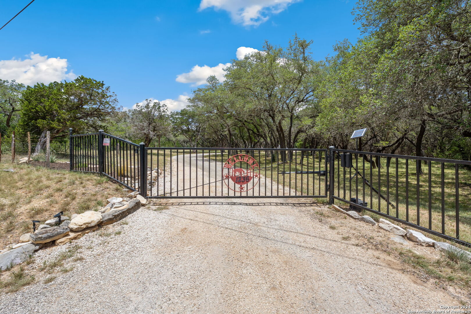 1236 Laurel Creek