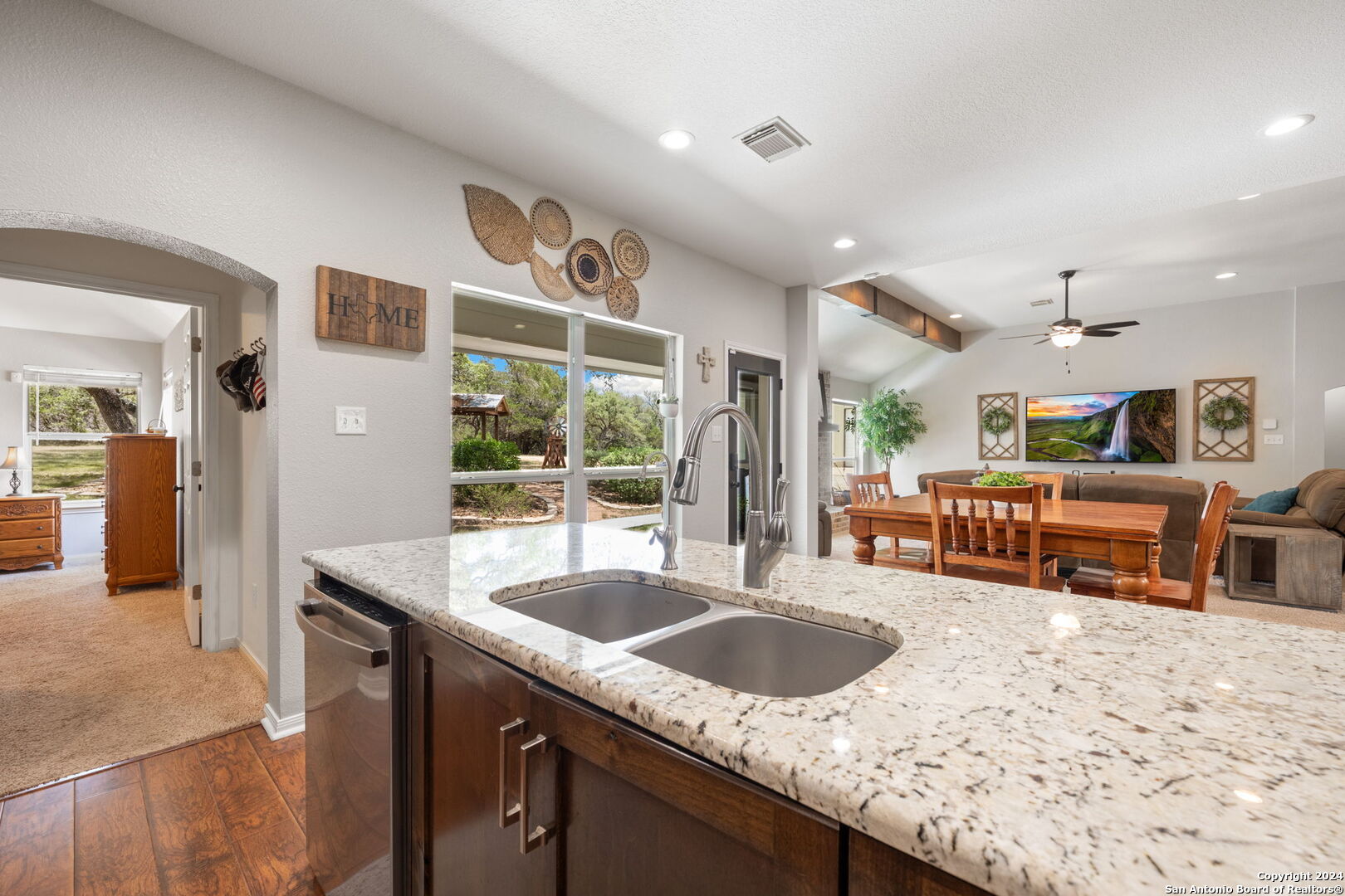 1236 Laurel Creek