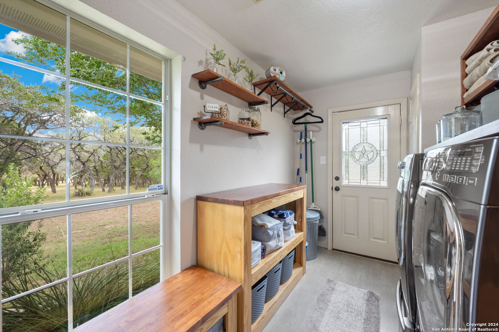 1236 Laurel Creek