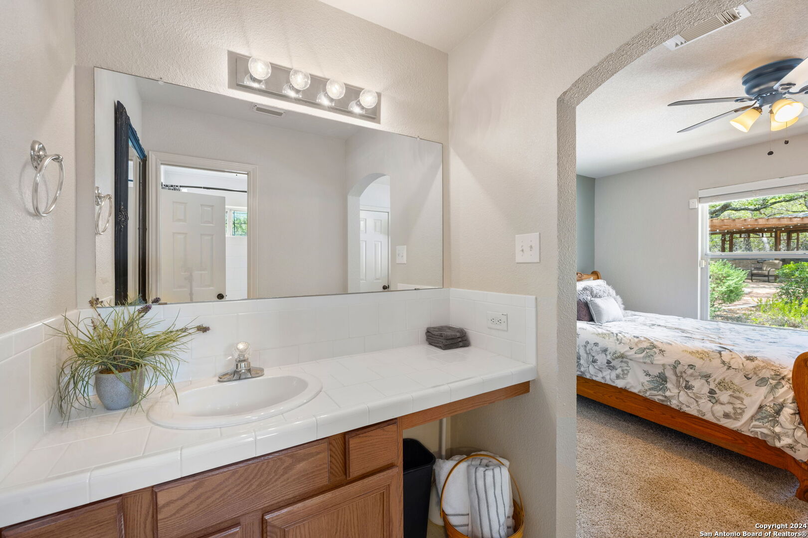 1236 Laurel Creek
