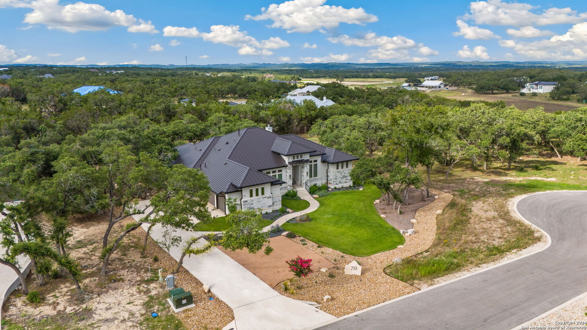 719 Post Oak Ridge Way