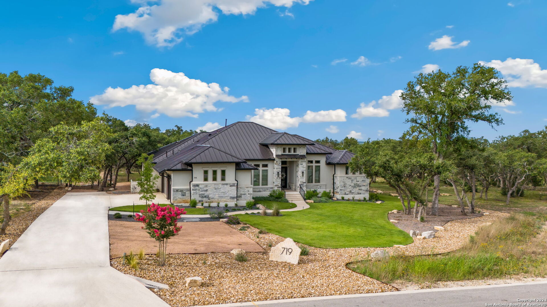 719 Post Oak Ridge Way