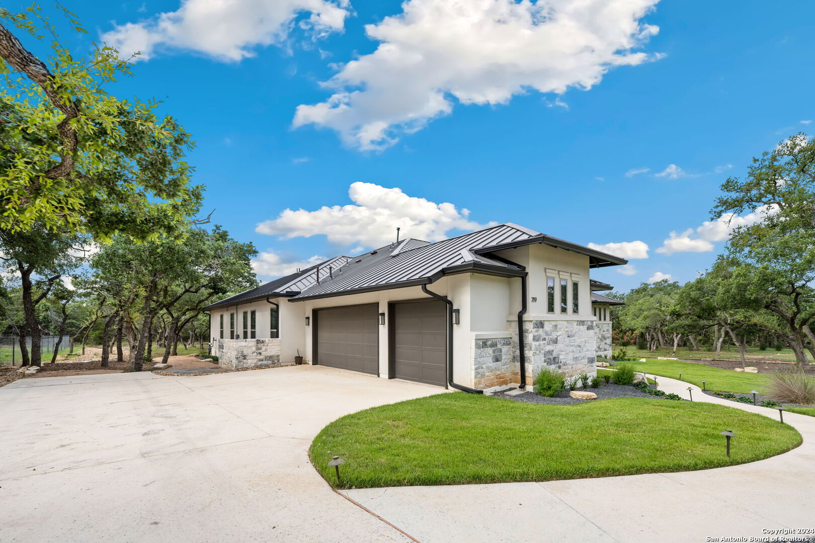 719 Post Oak Ridge Way