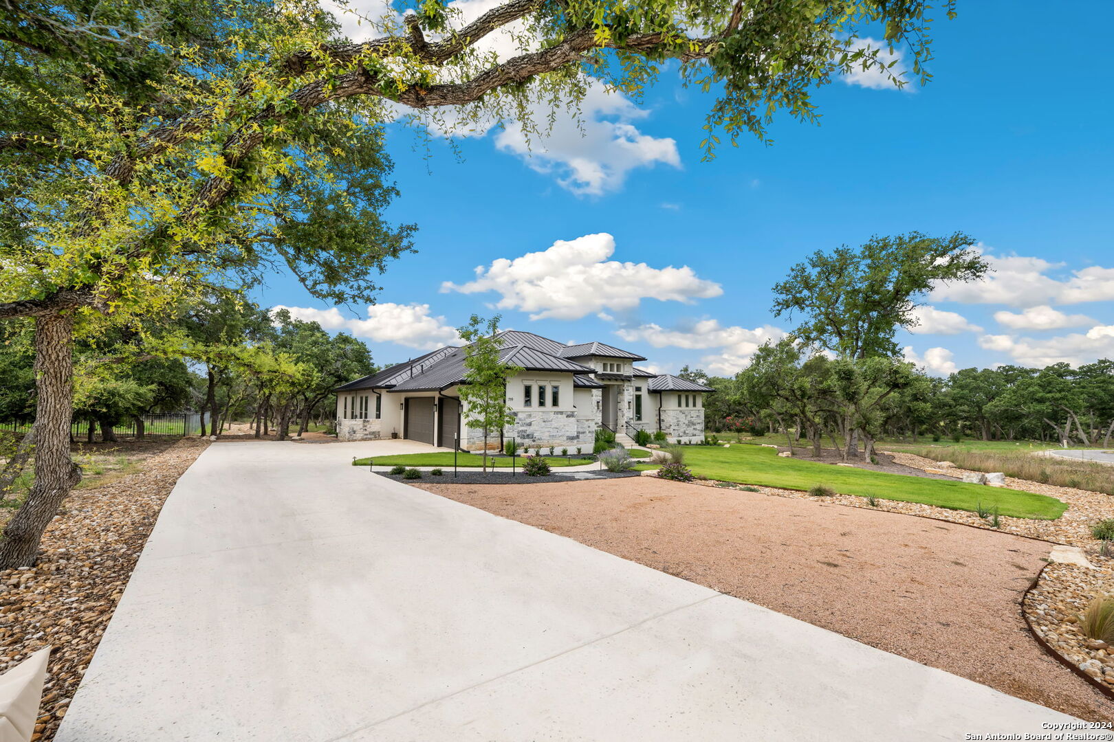 719 Post Oak Ridge Way