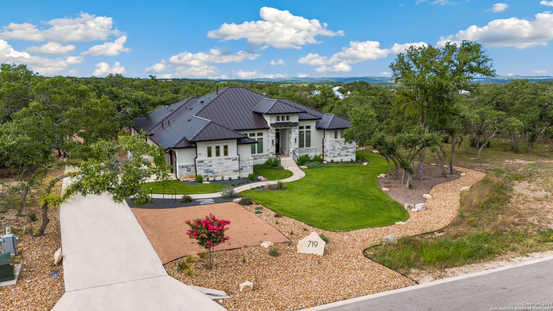 719 Post Oak Ridge Way