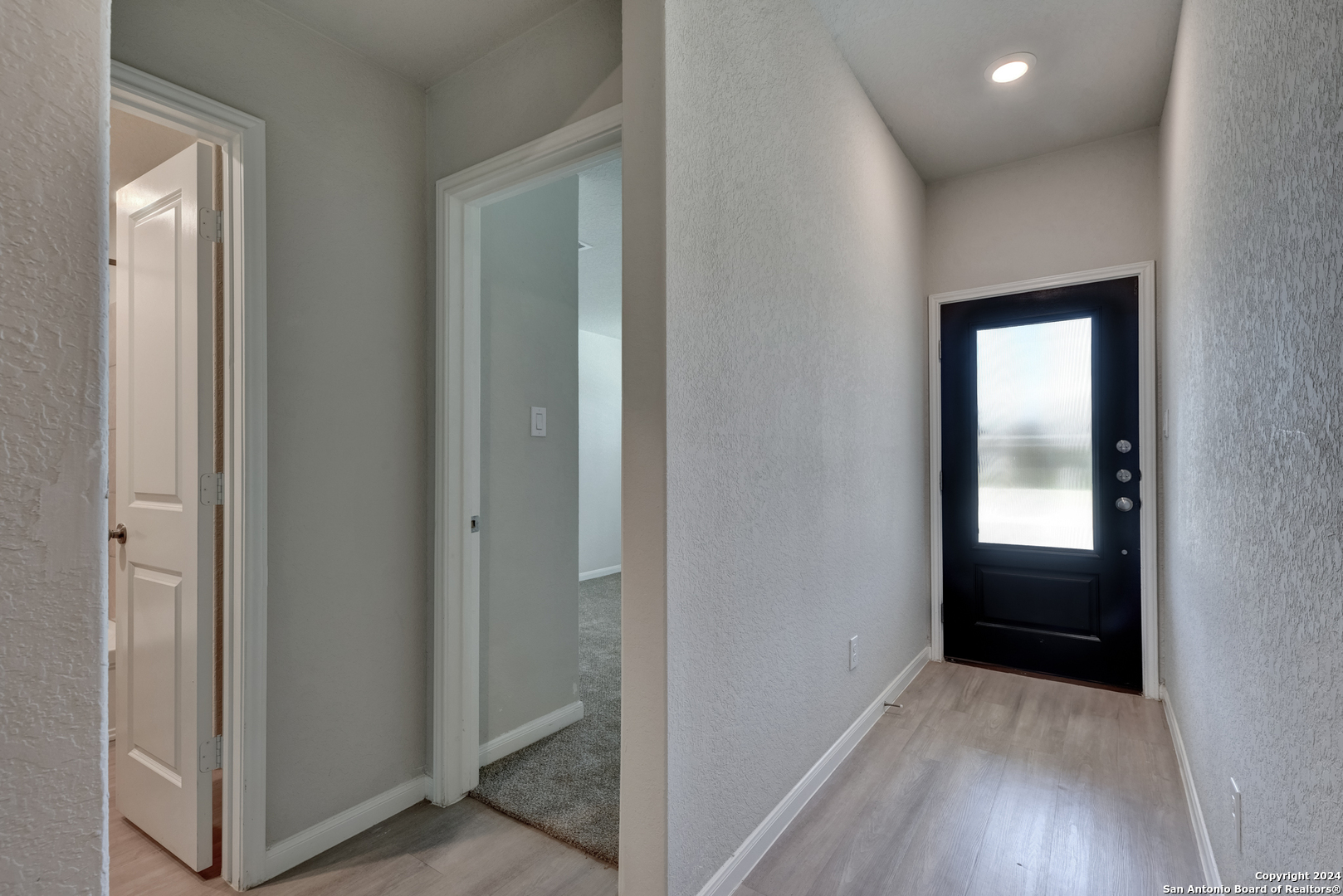 2700 IBERIA CT