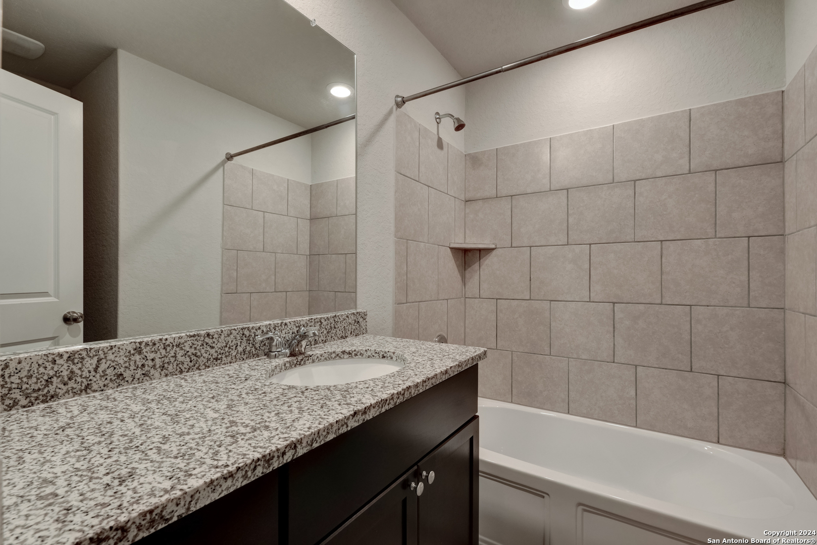 2700 IBERIA CT
