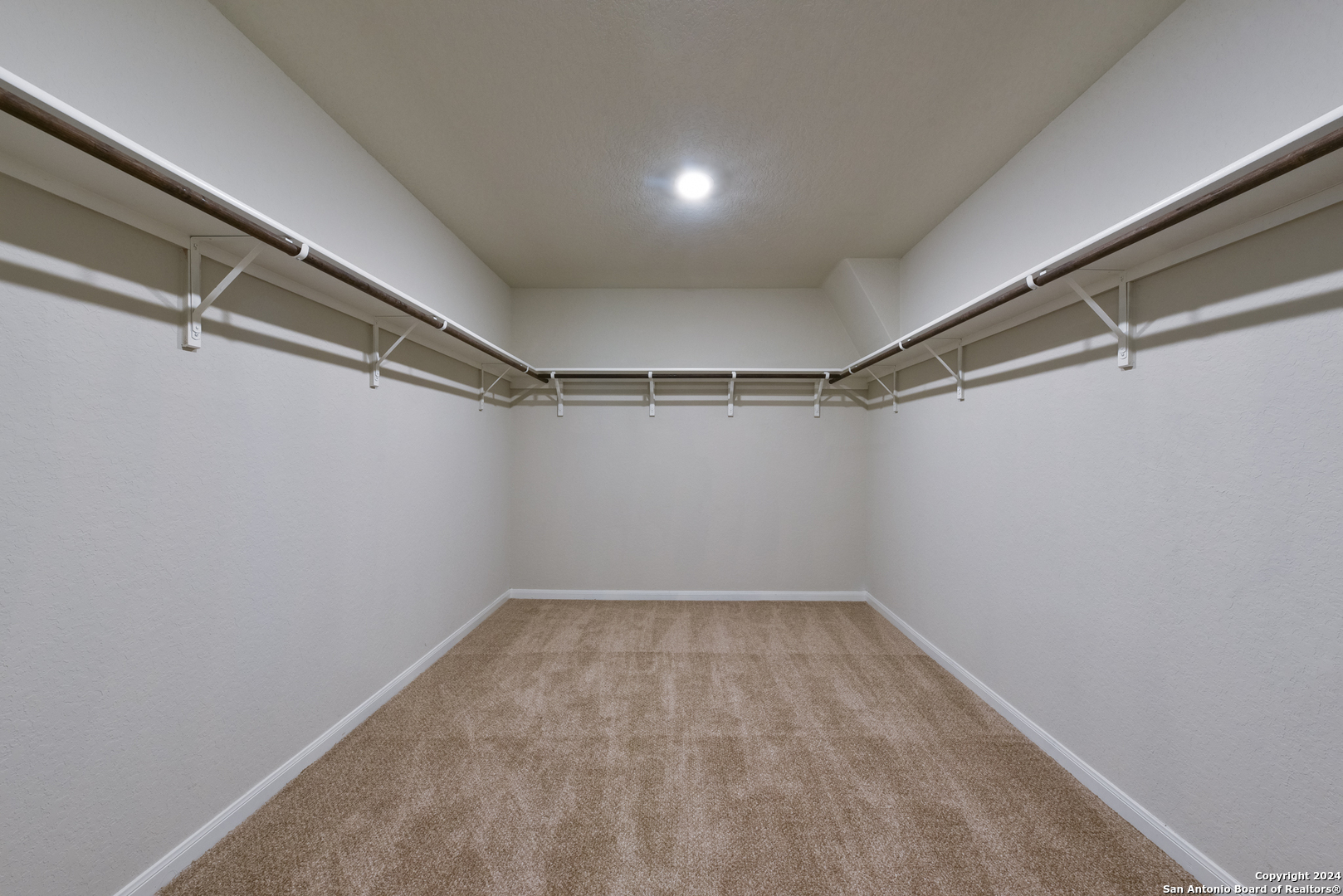 2700 IBERIA CT